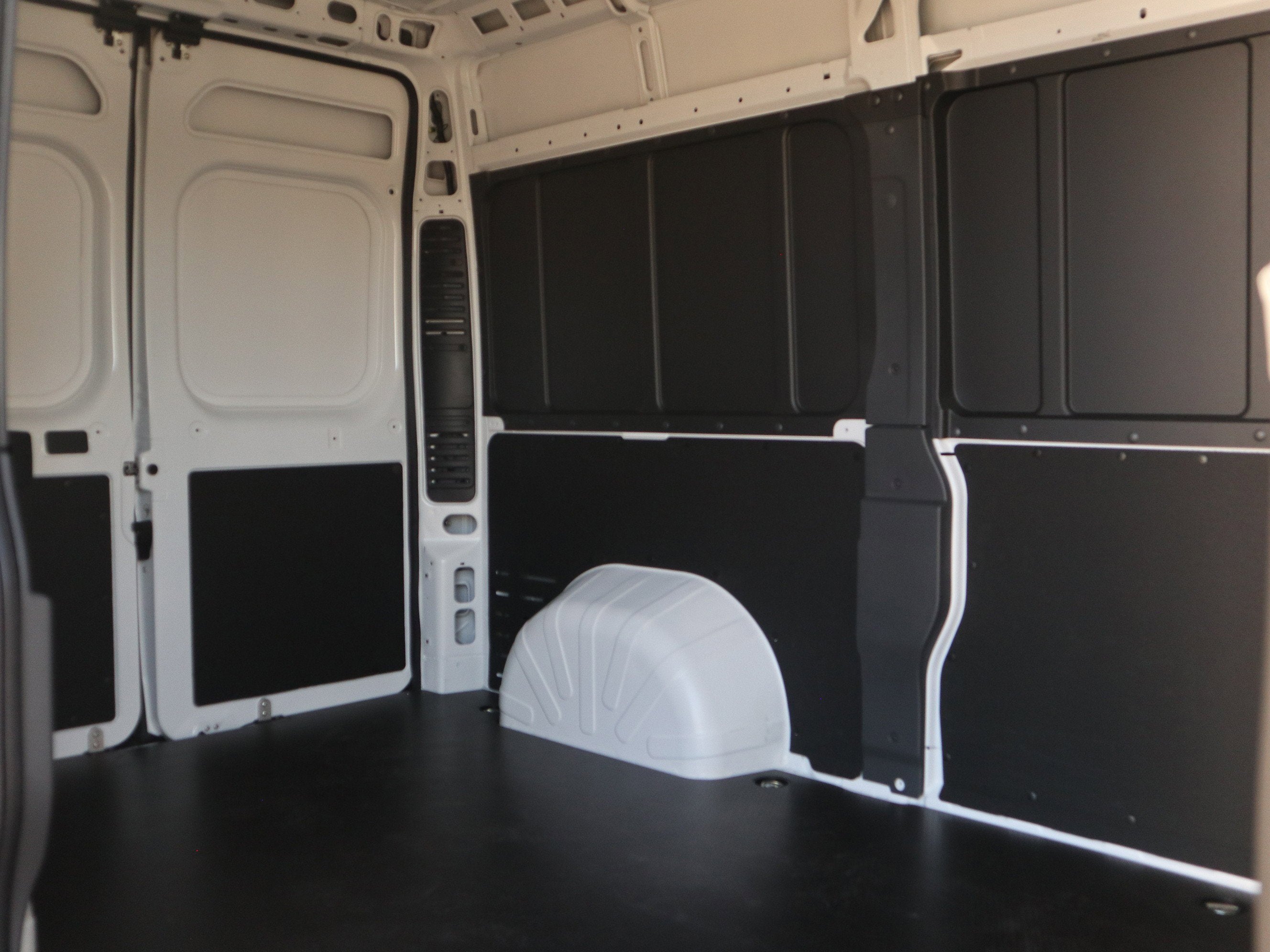 2026 RAM ProMaster Cargo Van Tradesman