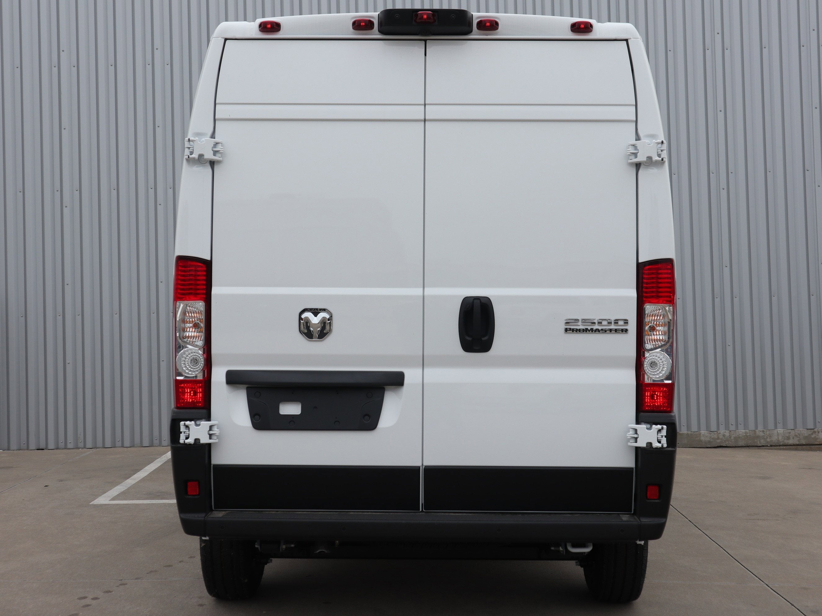 2026 RAM ProMaster Cargo Van SLT