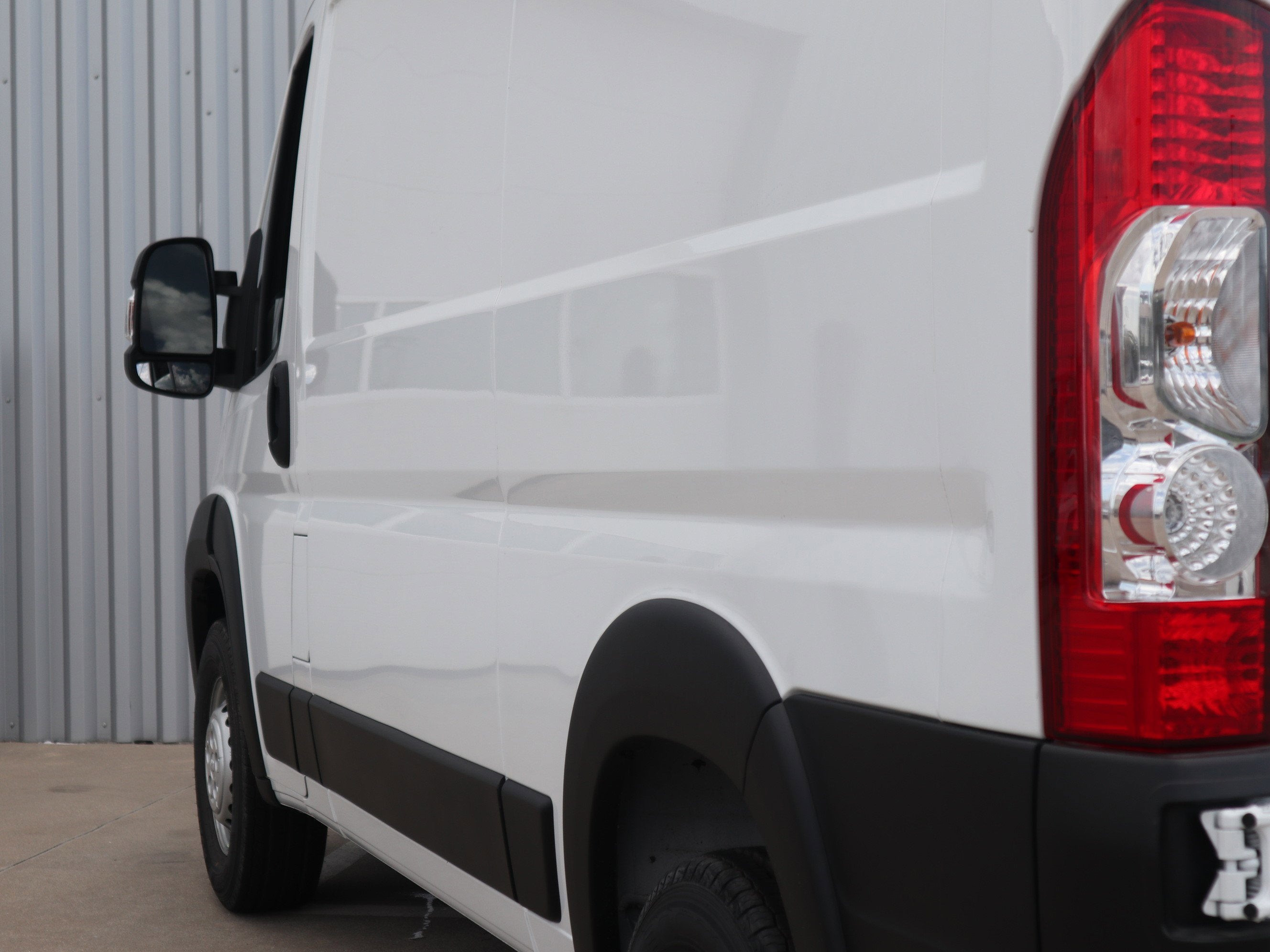 2026 RAM ProMaster Cargo Van Tradesman