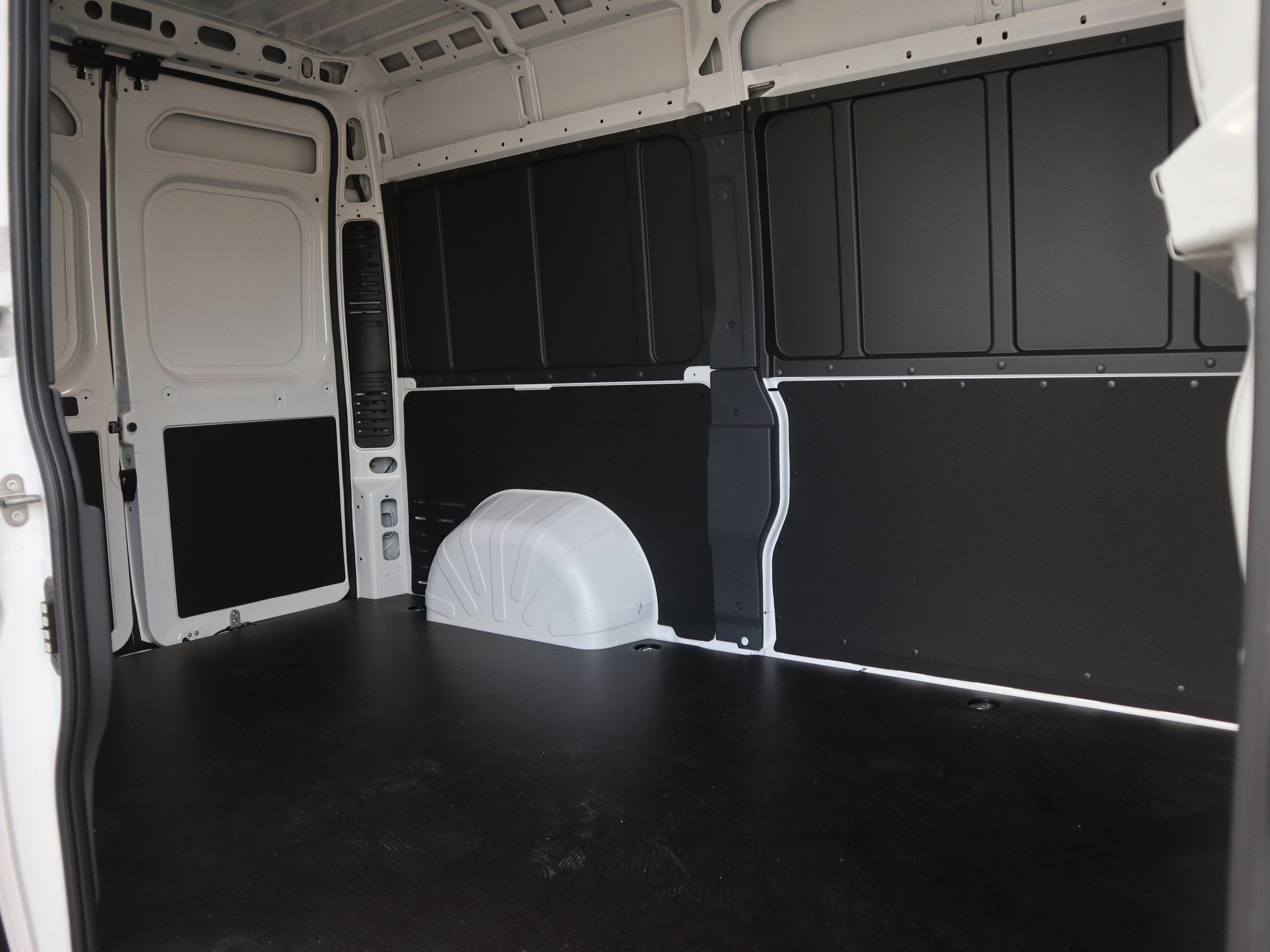 2026 RAM ProMaster Cargo Van Tradesman