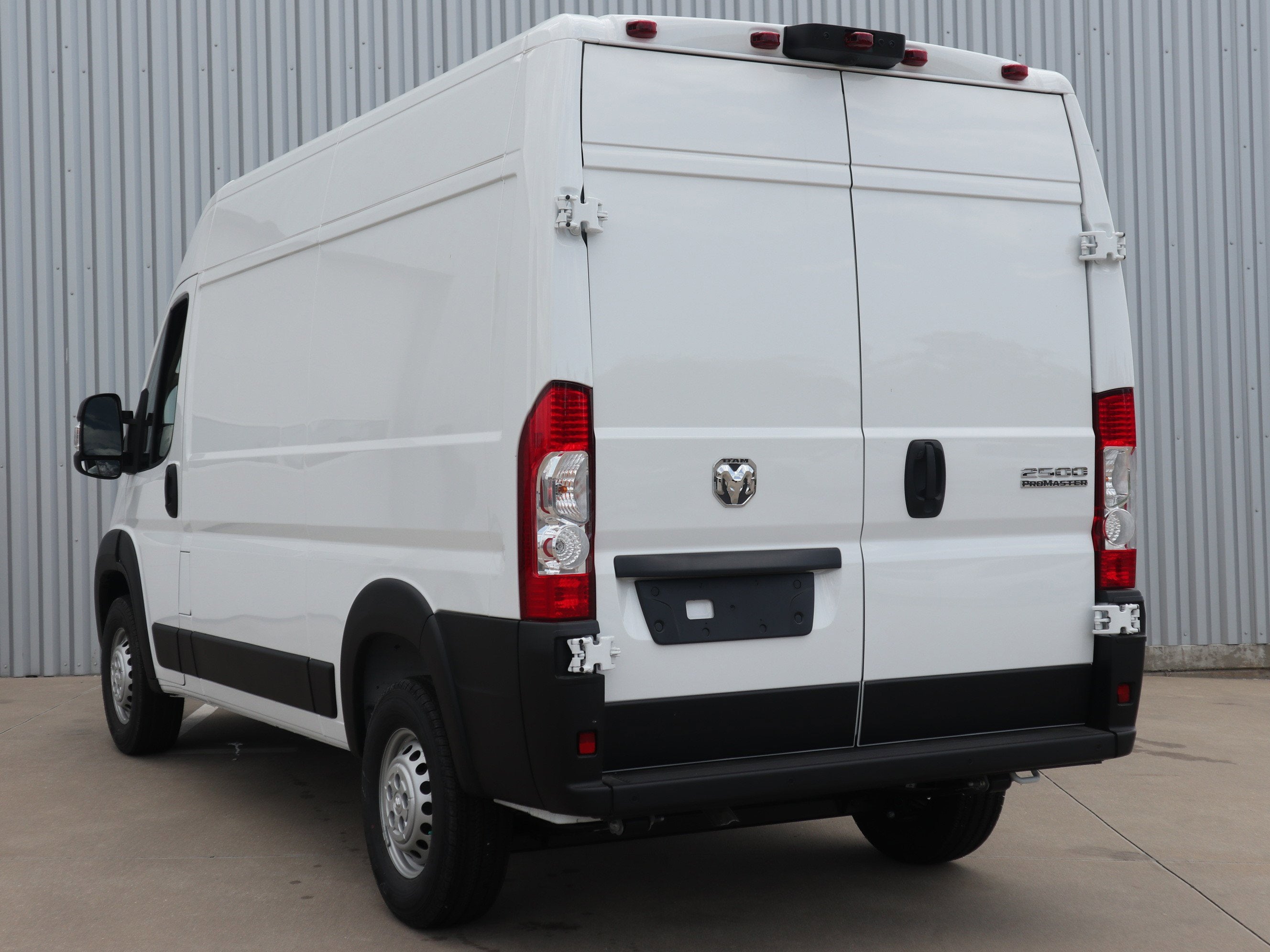 2026 RAM ProMaster Cargo Van Tradesman