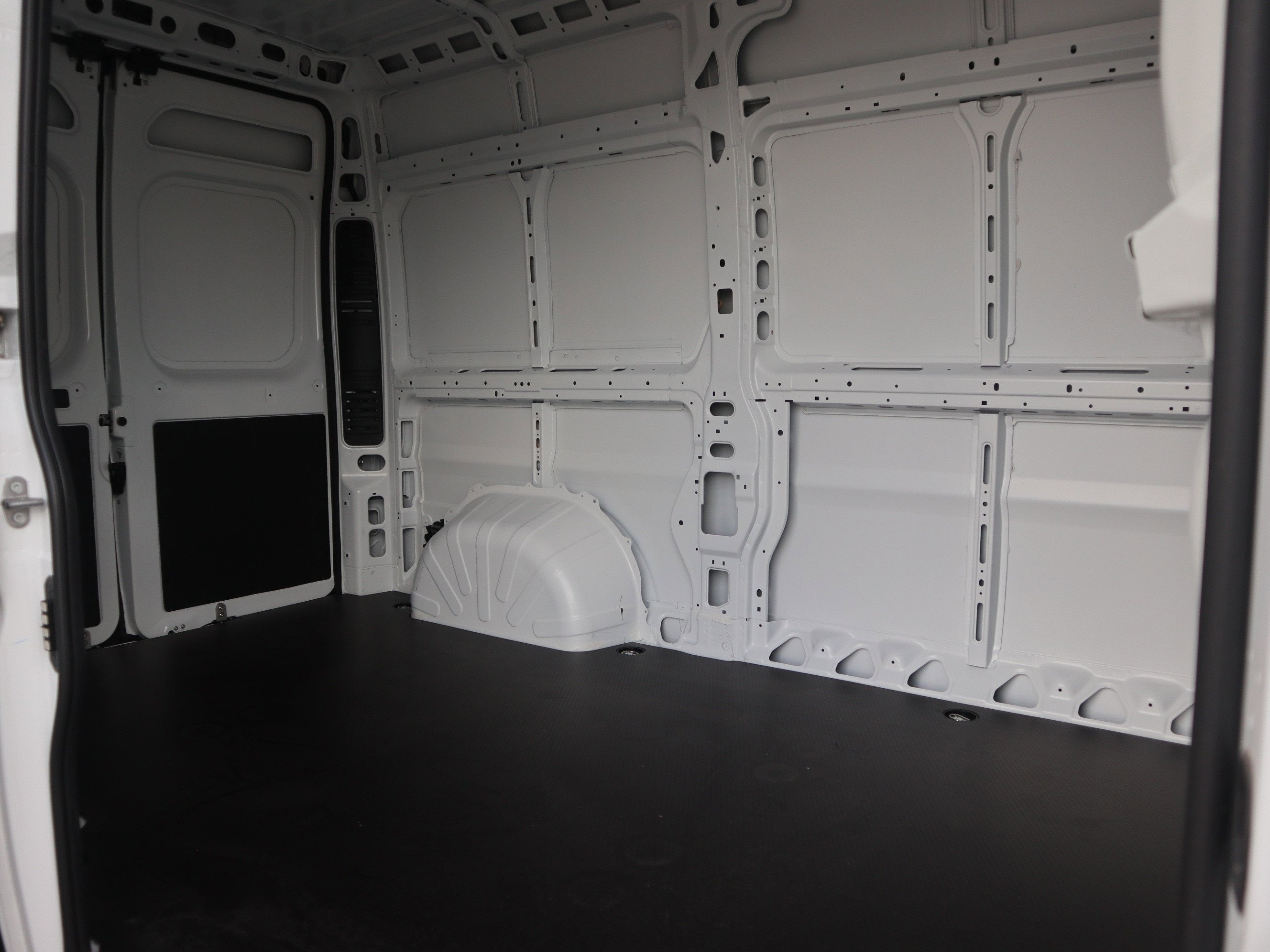 2026 RAM ProMaster Cargo Van Tradesman