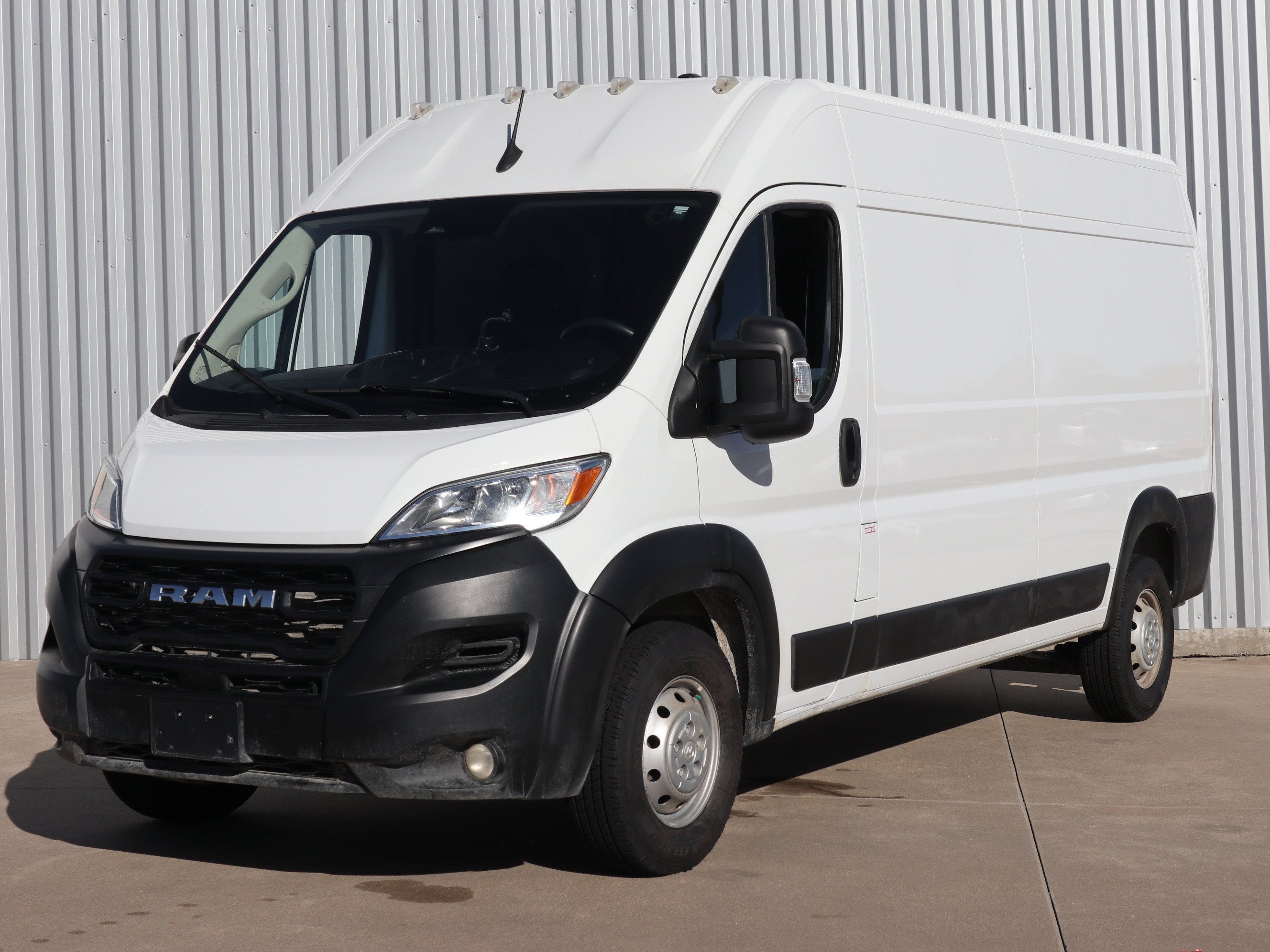 2025 RAM ProMaster Cargo Van Tradesman