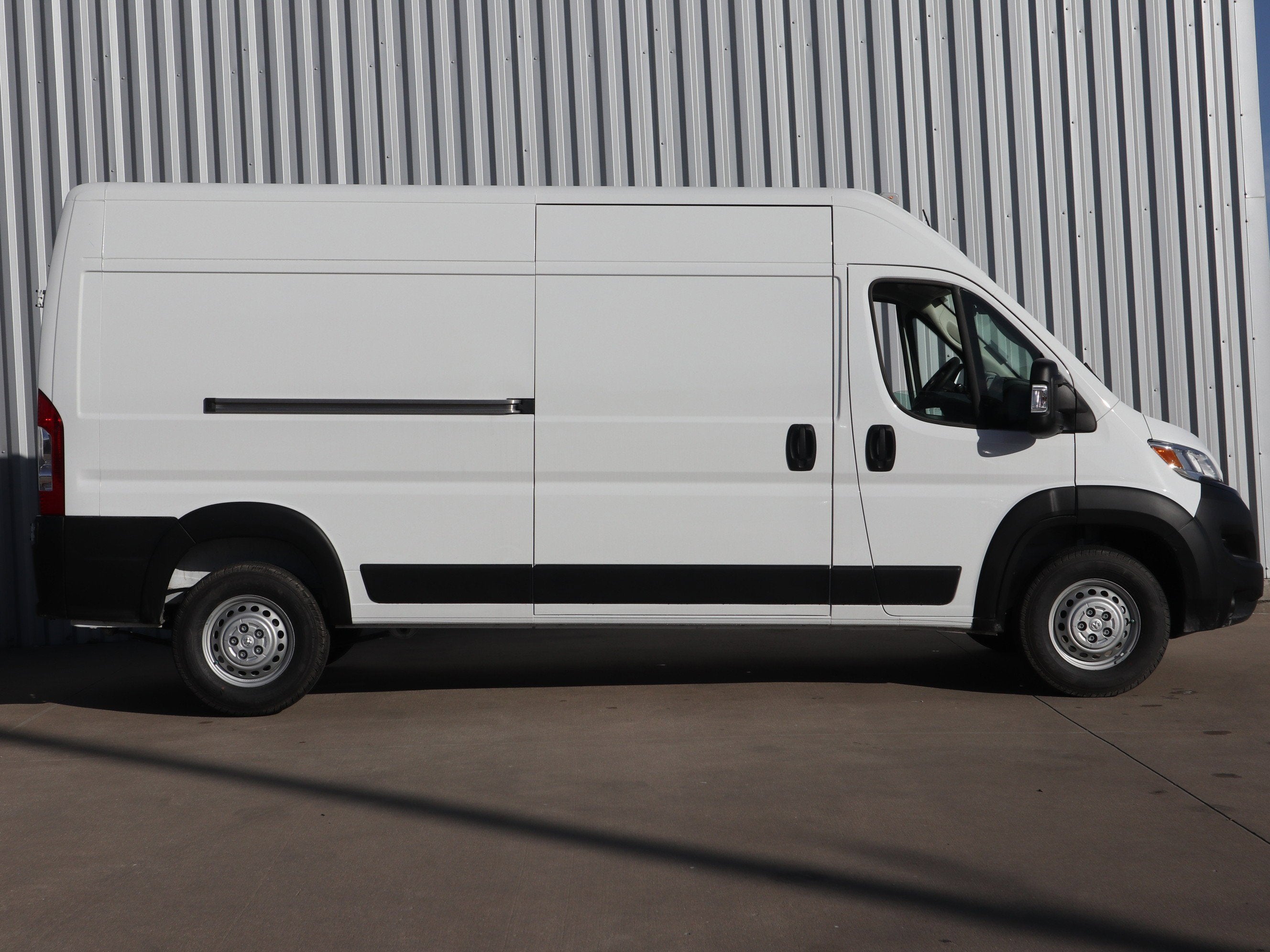 2026 RAM ProMaster Cargo Van Tradesman