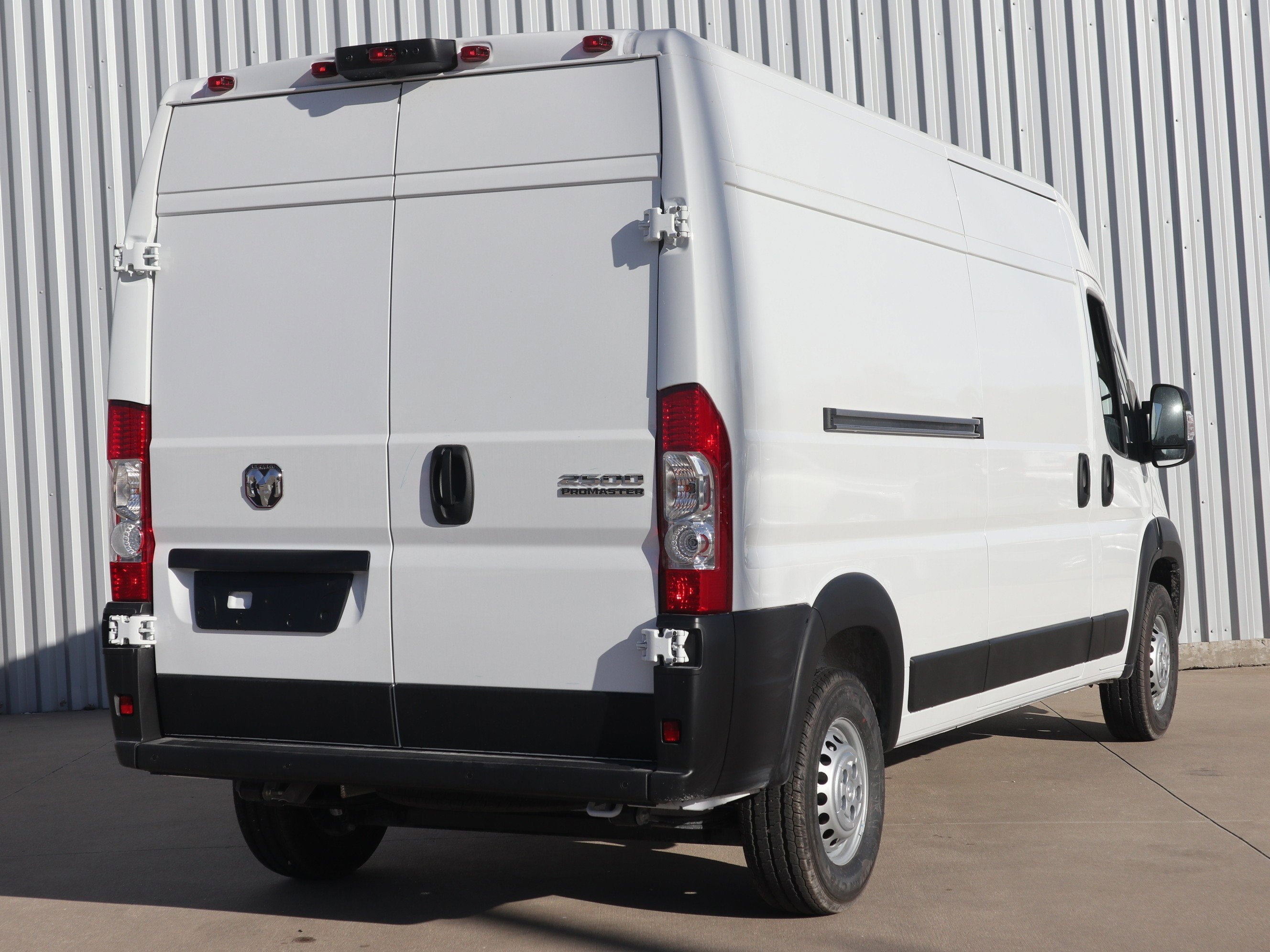 2026 RAM ProMaster Cargo Van Tradesman