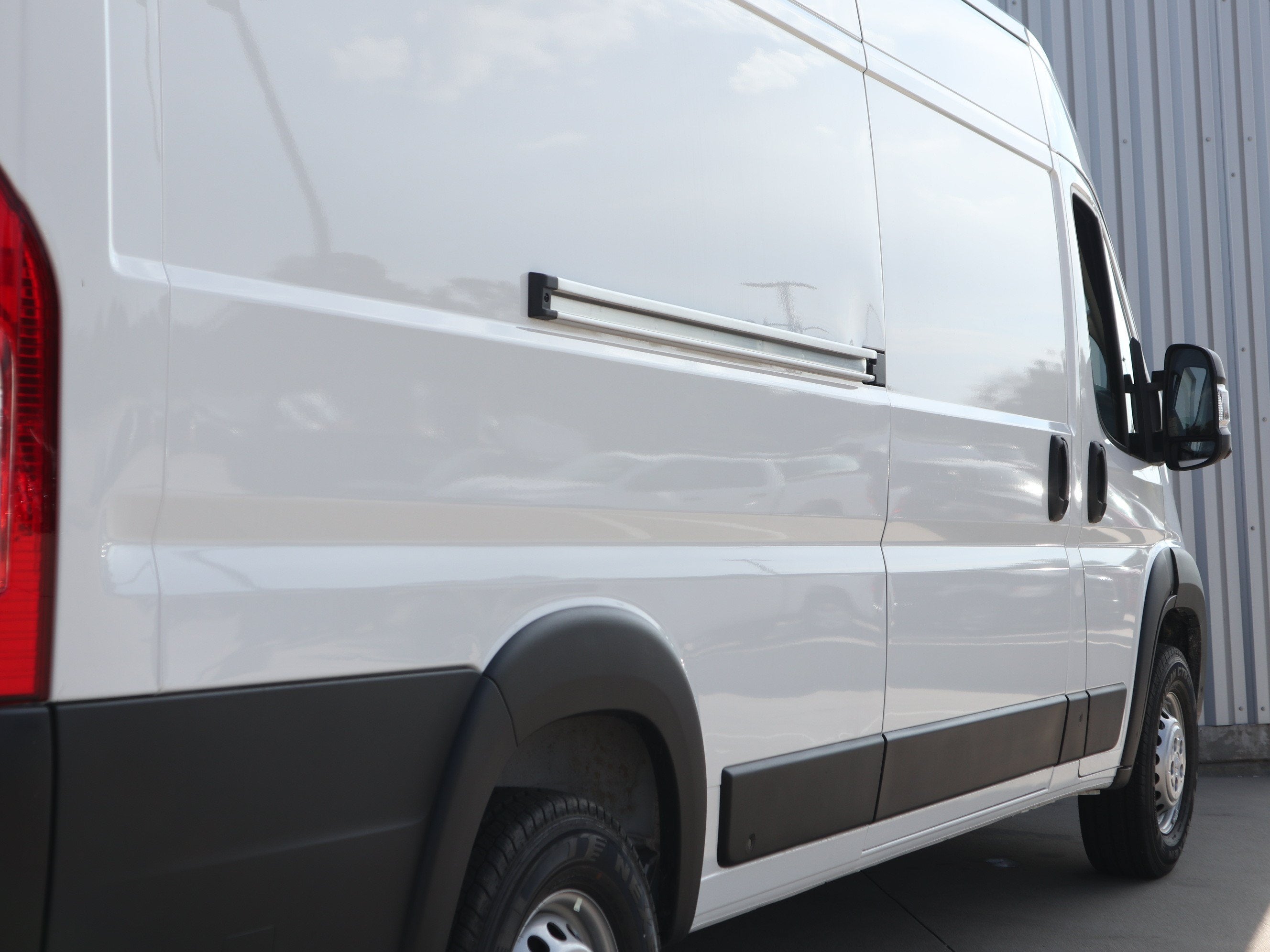 2026 RAM ProMaster Cargo Van Tradesman