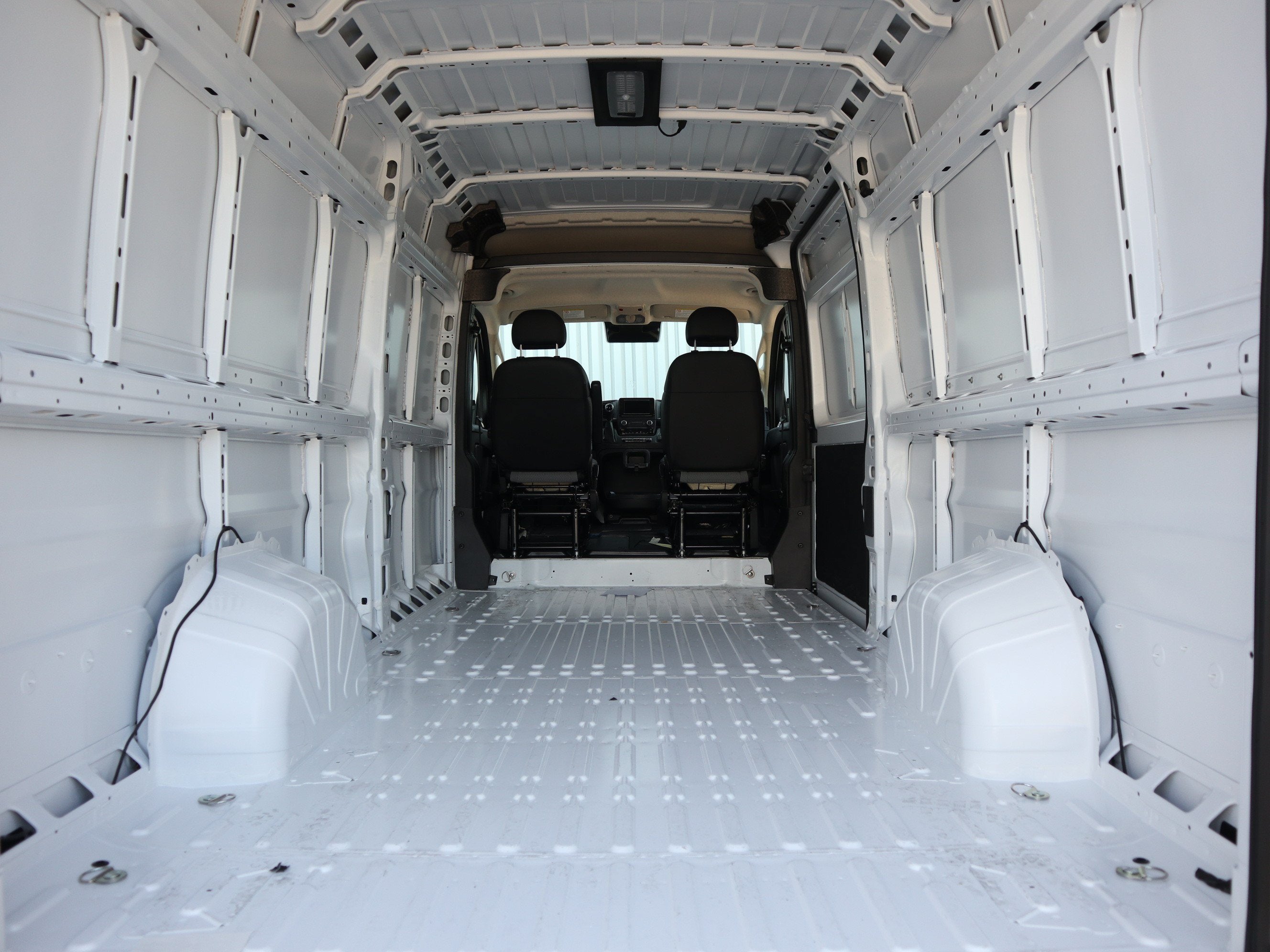 2026 RAM ProMaster Cargo Van Tradesman