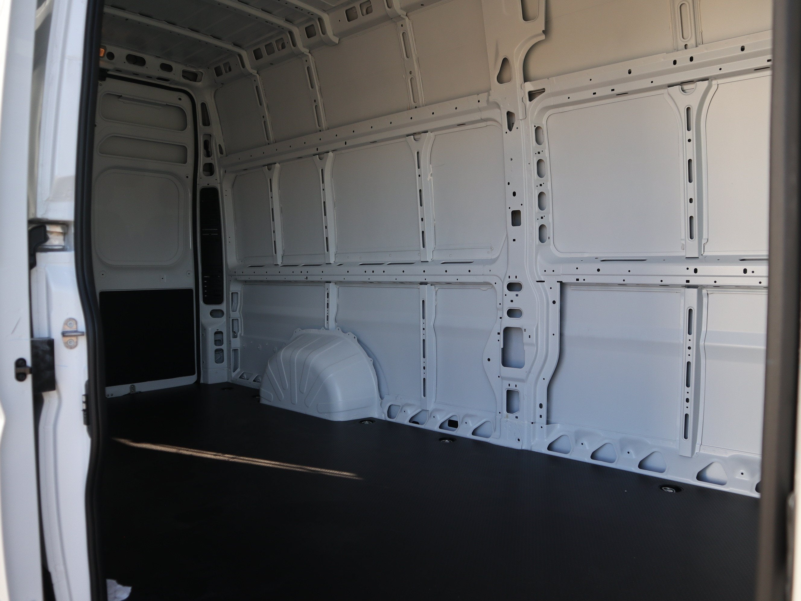 2027 RAM ProMaster Cargo Van Tradesman