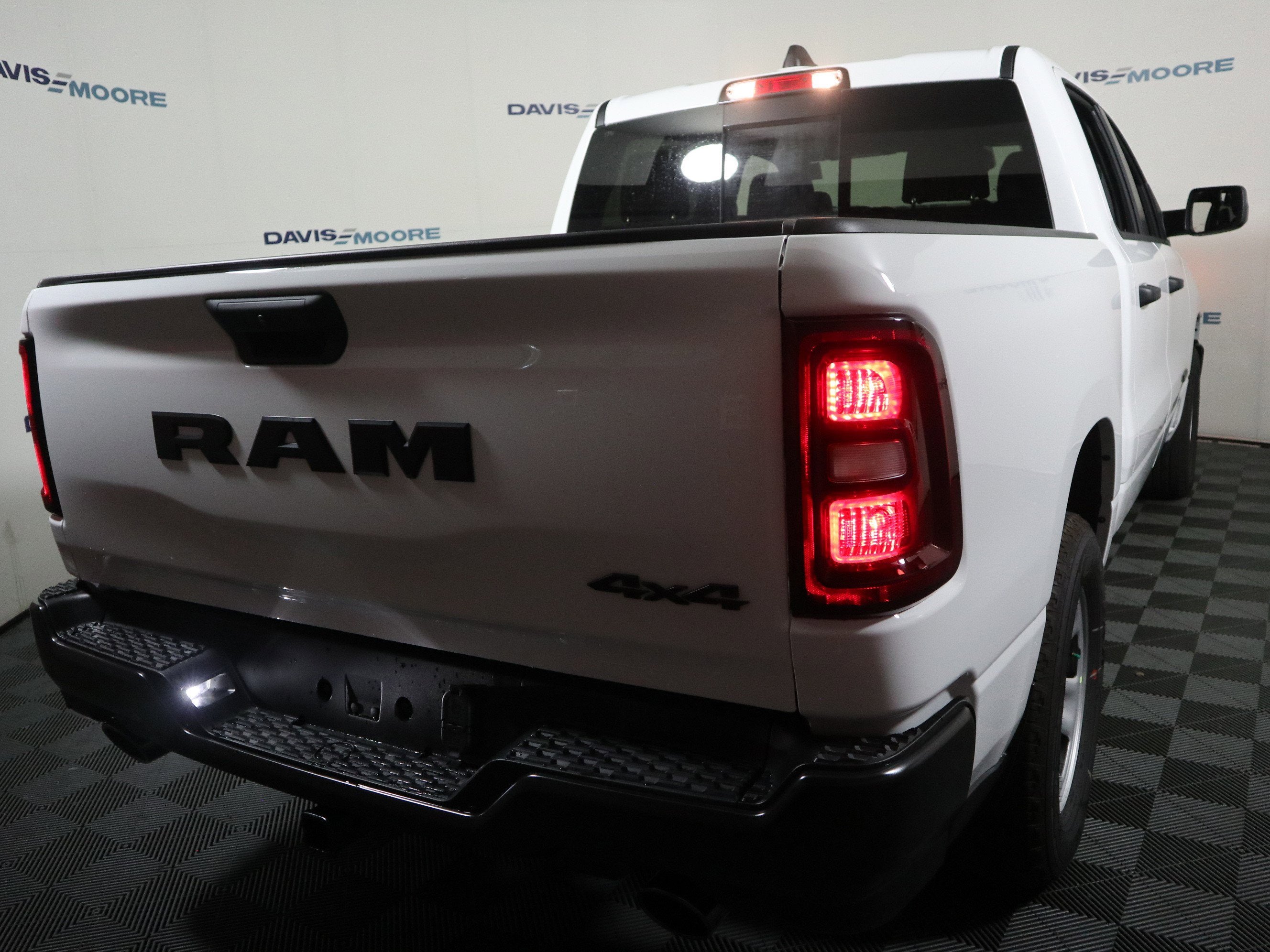 2026 RAM 1500 Tradesman Crew Cab 4x4
