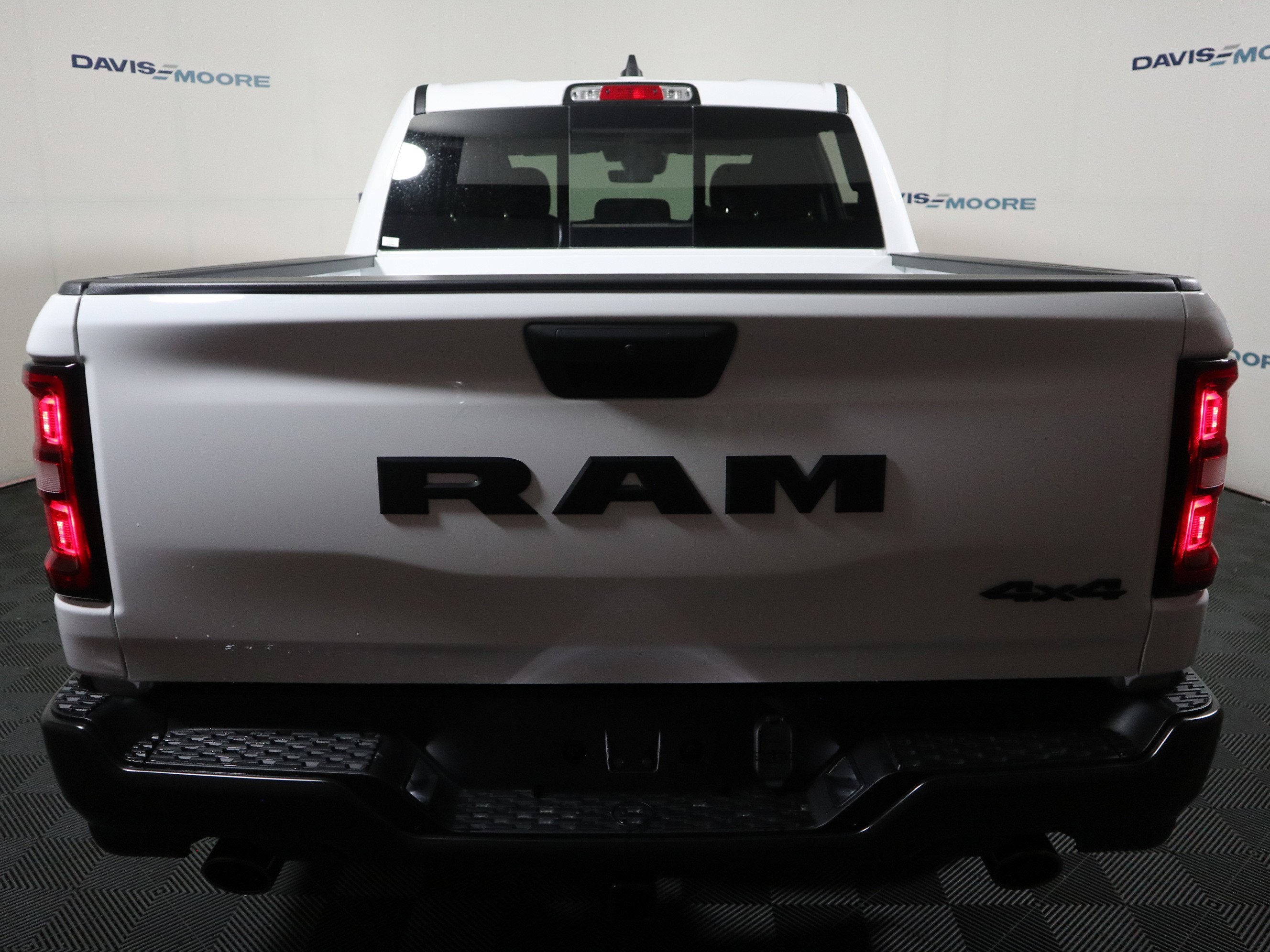 2026 RAM 1500 Tradesman Crew Cab 4x4
