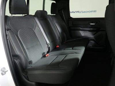 2026 RAM 1500 Express Crew Cab 4x4