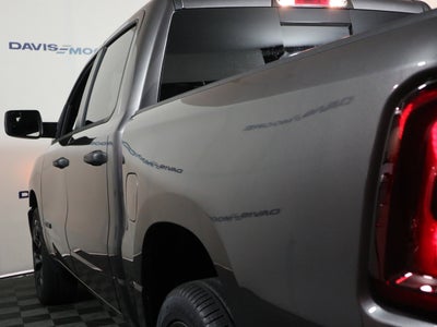 2026 RAM 1500 Express Crew Cab 4x4