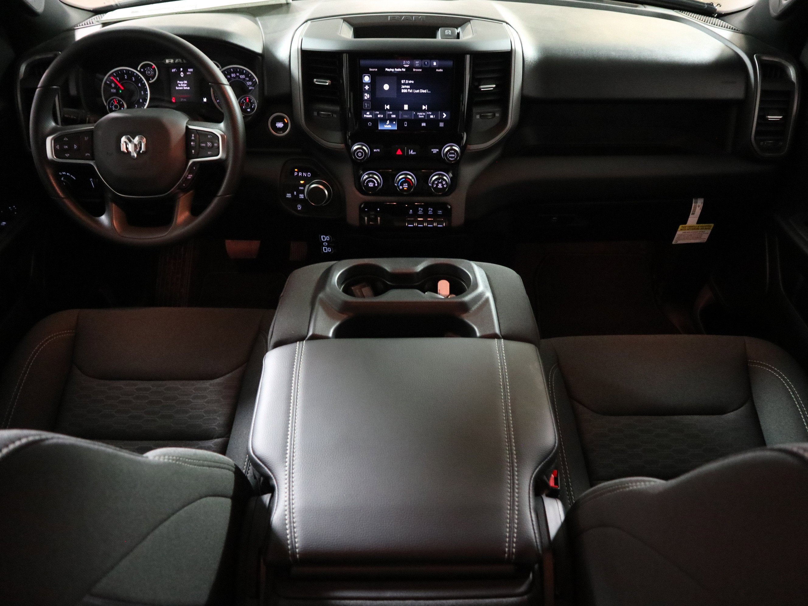 2026 RAM 1500 Express Crew Cab 4x4