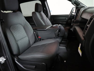 2026 RAM 1500 Express Crew Cab 4x4