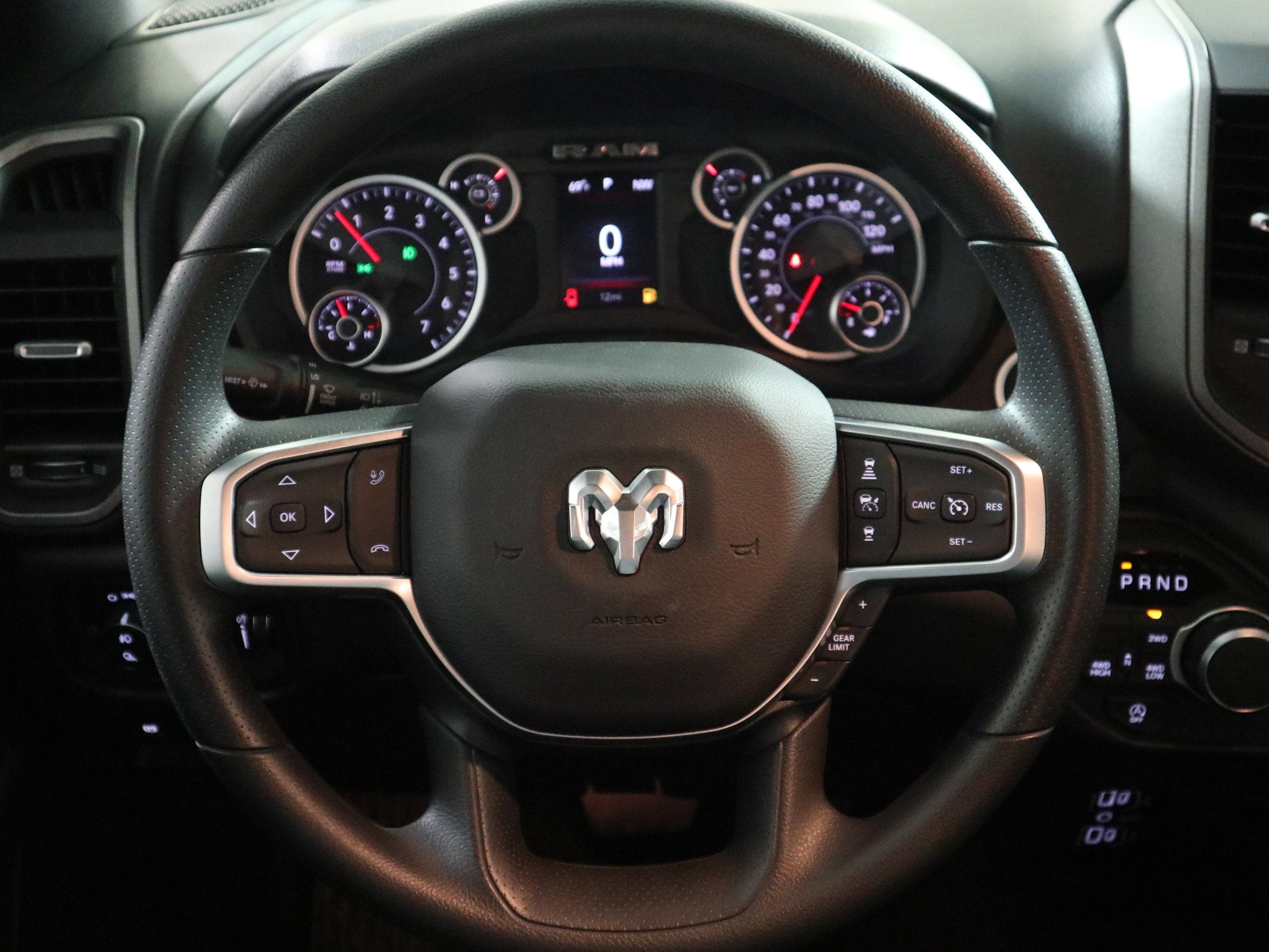 2026 RAM 1500 Express Crew Cab 4x4