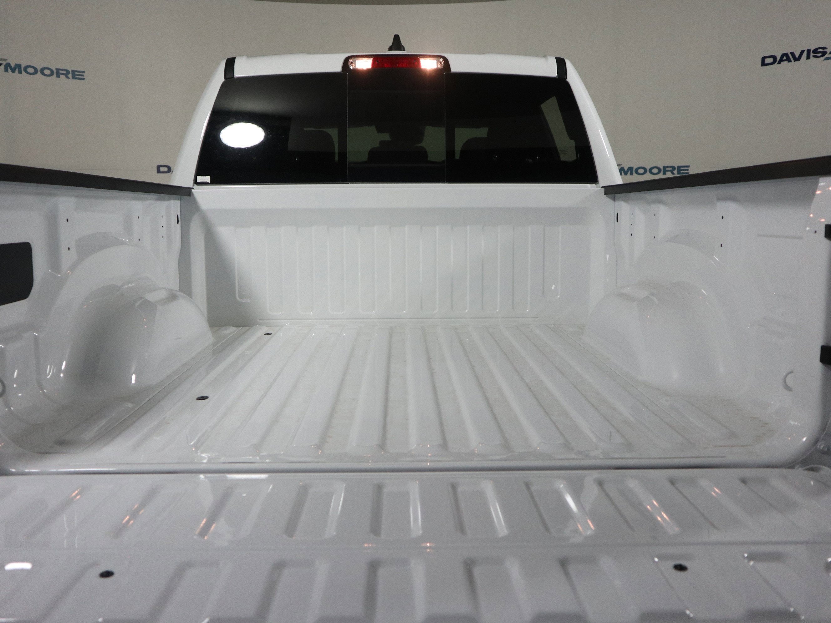2026 RAM 1500 Express Crew Cab 4x4