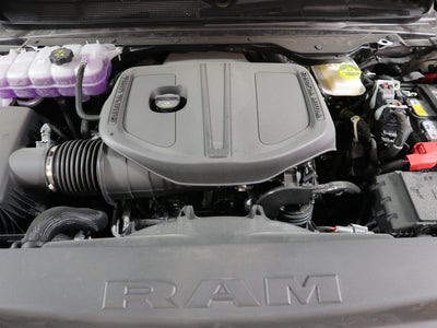 2026 RAM 1500 Express Crew Cab 4x4