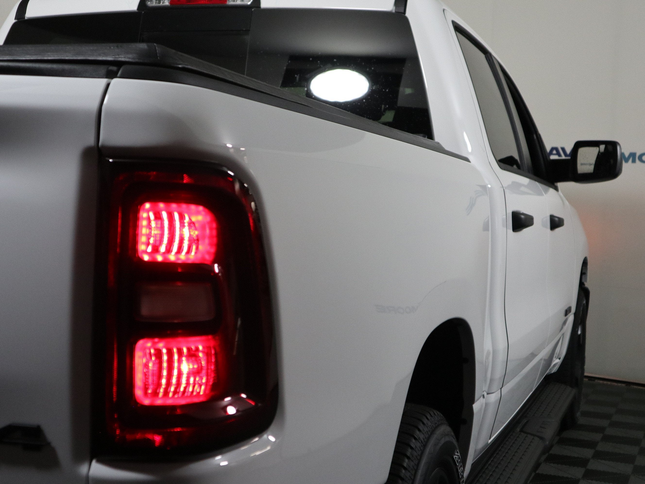 2026 RAM 1500 Express Crew Cab 4x4