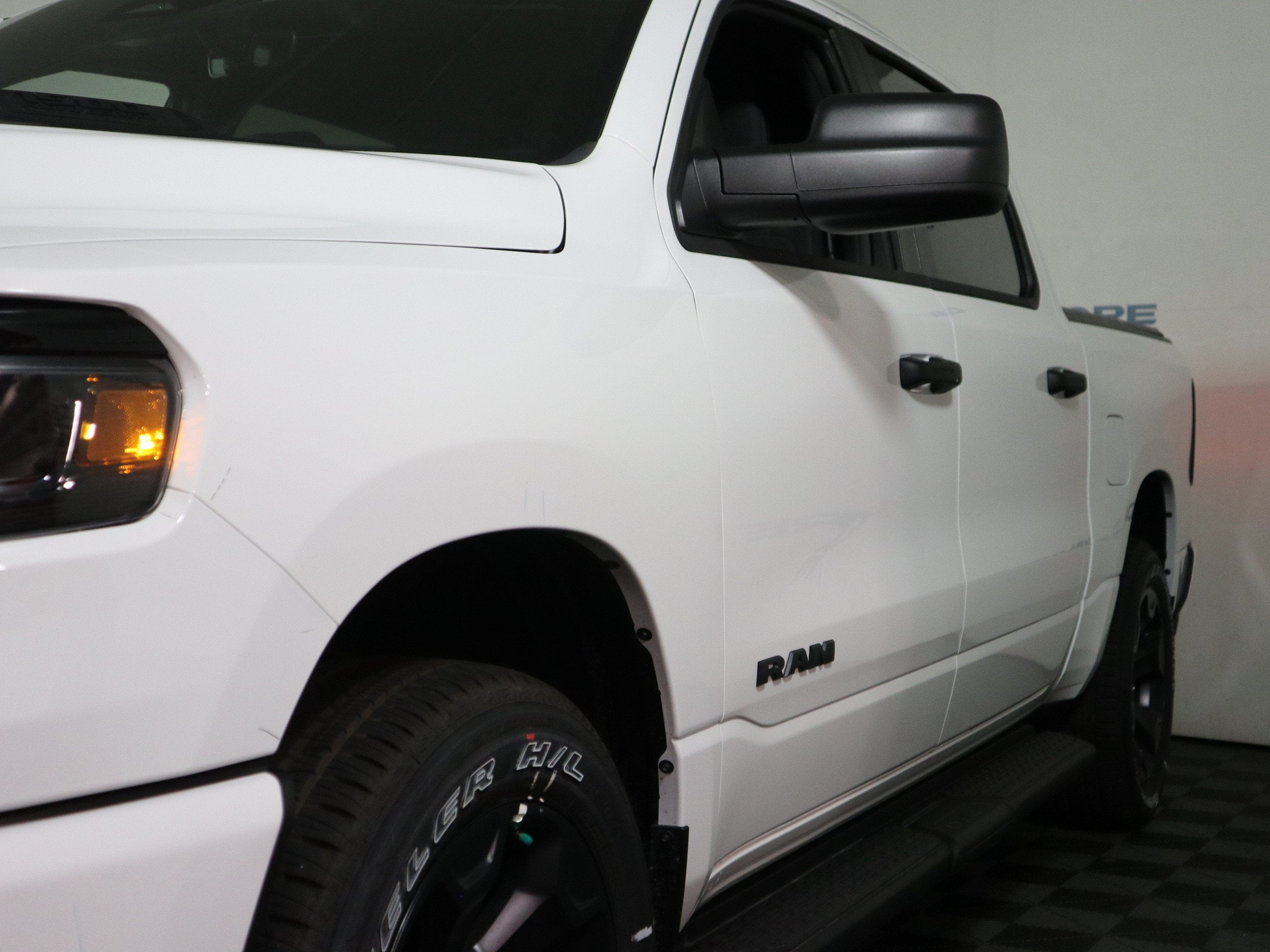 2026 RAM 1500 Express Crew Cab 4x4