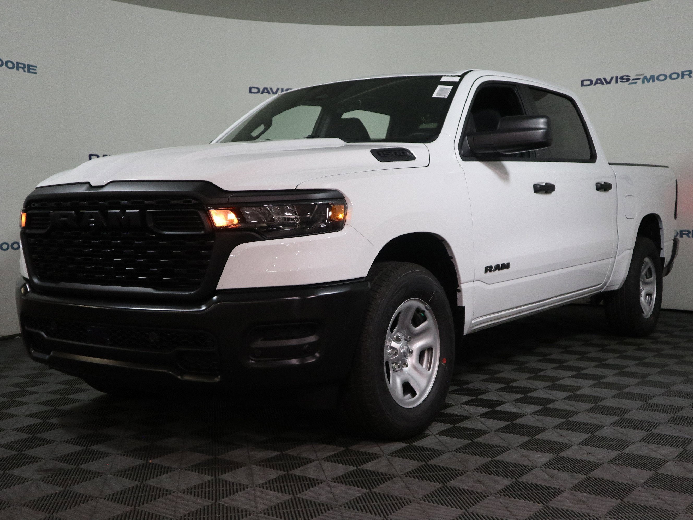 2026 RAM 1500 Tradesman Crew Cab 4x4