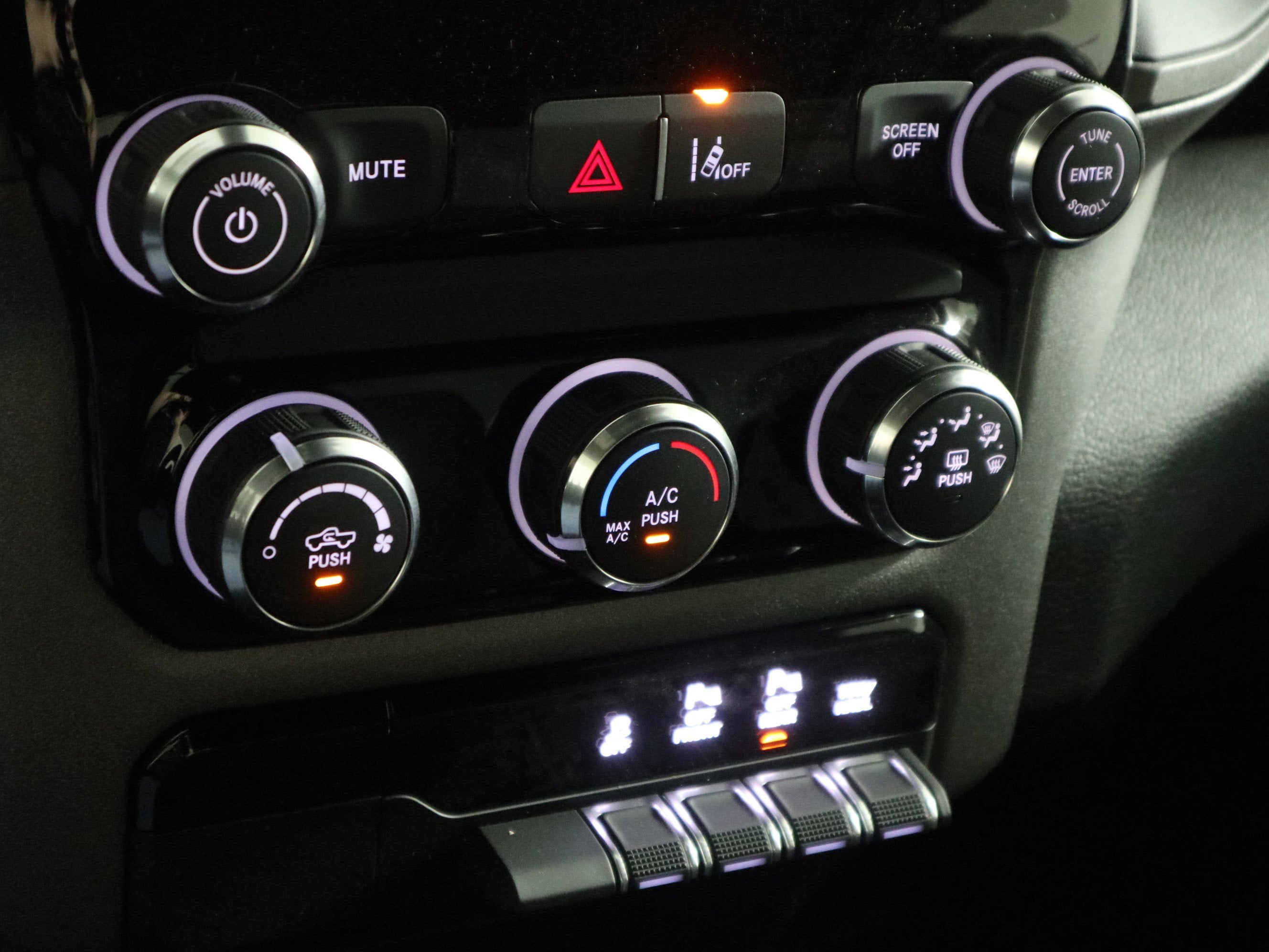 2026 RAM 1500 Tradesman Crew Cab 4x4
