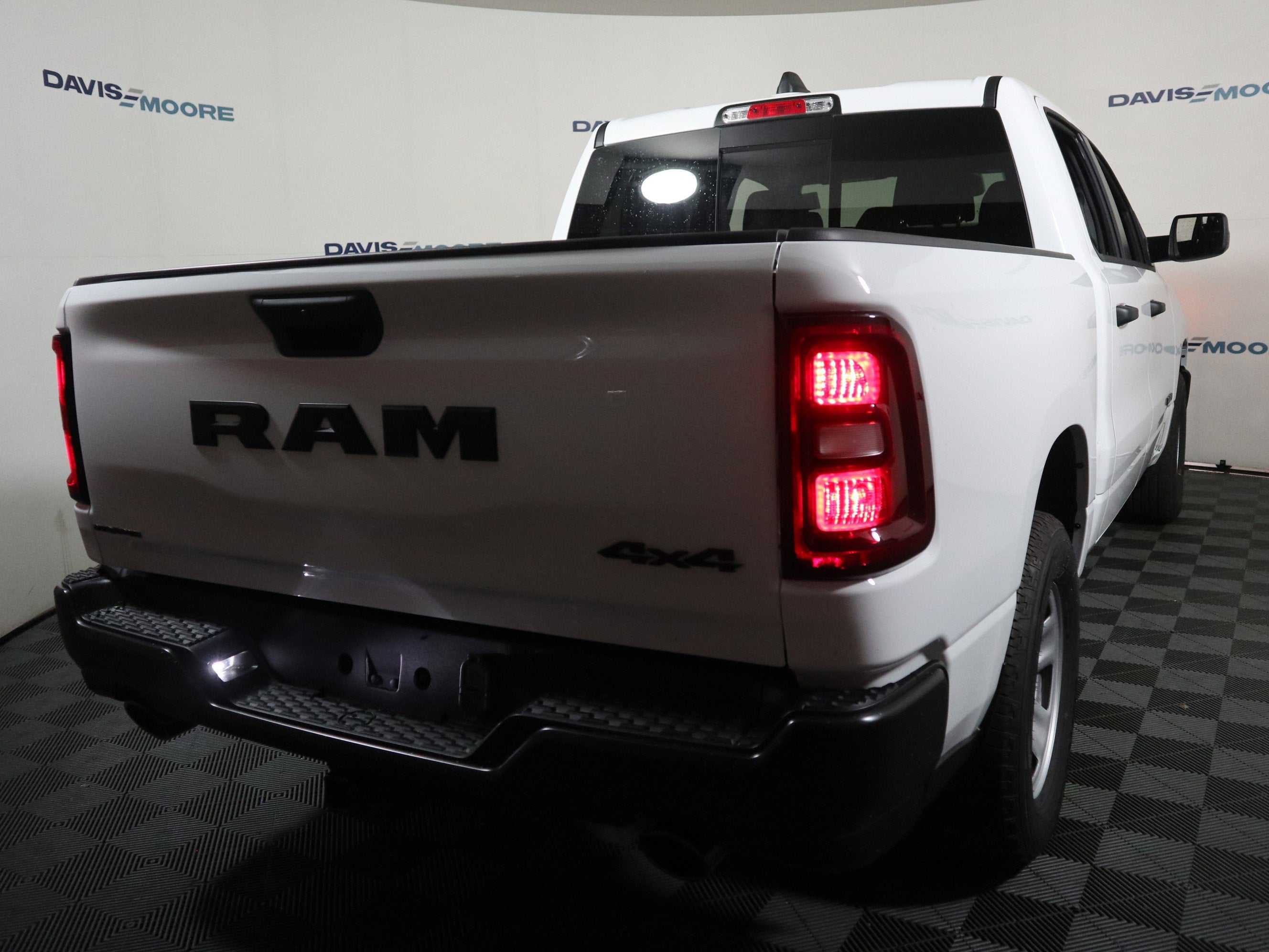 2026 RAM 1500 Tradesman Crew Cab 4x4