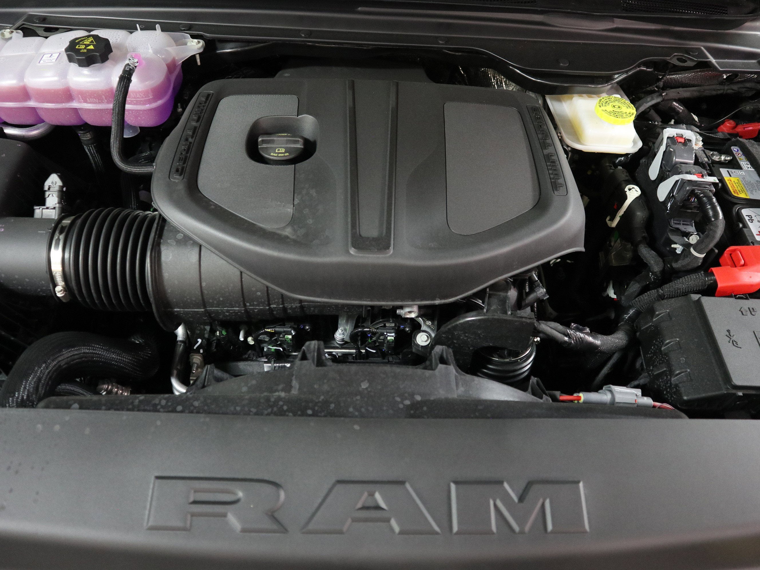 2026 RAM 1500 Express Crew Cab 4x4
