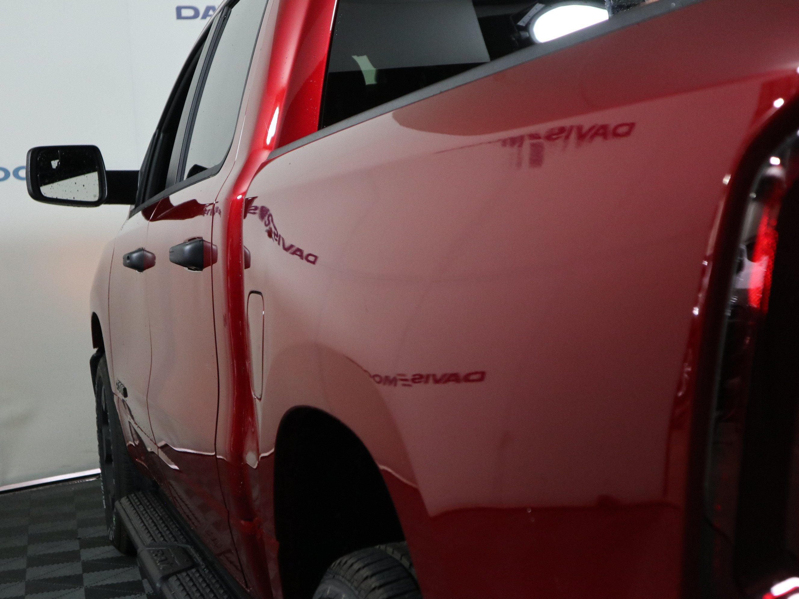 2026 RAM 1500 Express 4x4 Crew Cab