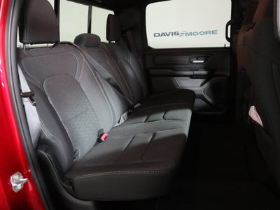 2026 RAM 1500 Express 4x4 Crew Cab