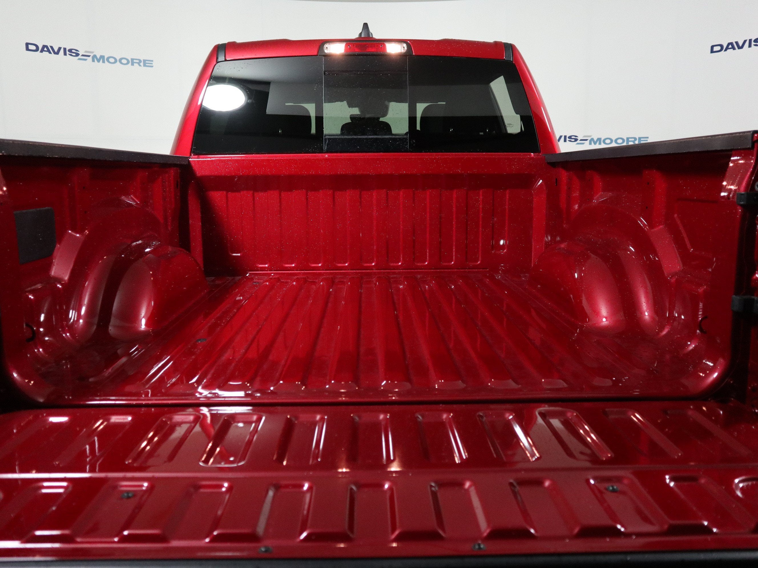 2026 RAM 1500 Express 4x4 Crew Cab