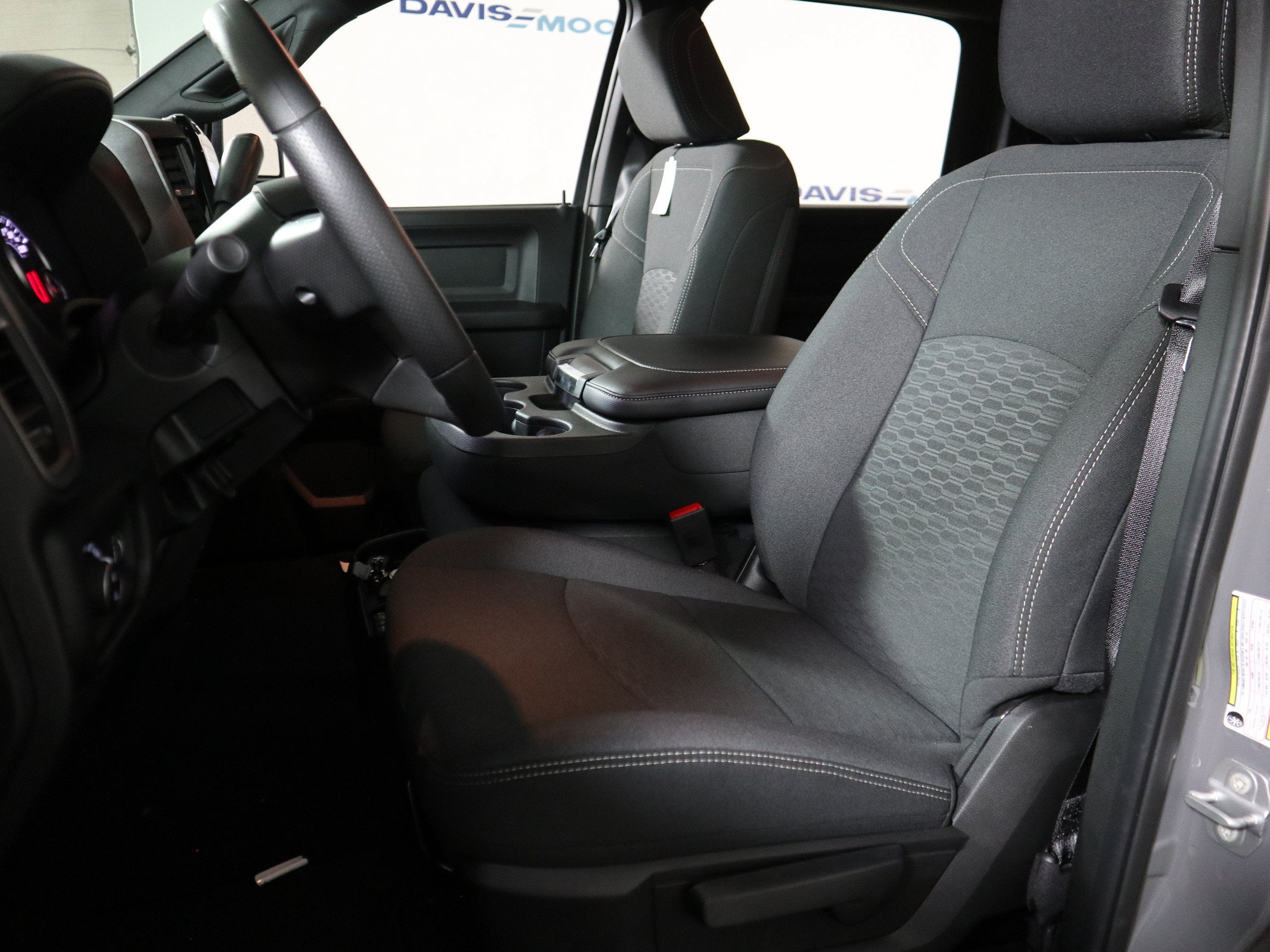2026 RAM 2500 Tradesman Crew Cab 4x4