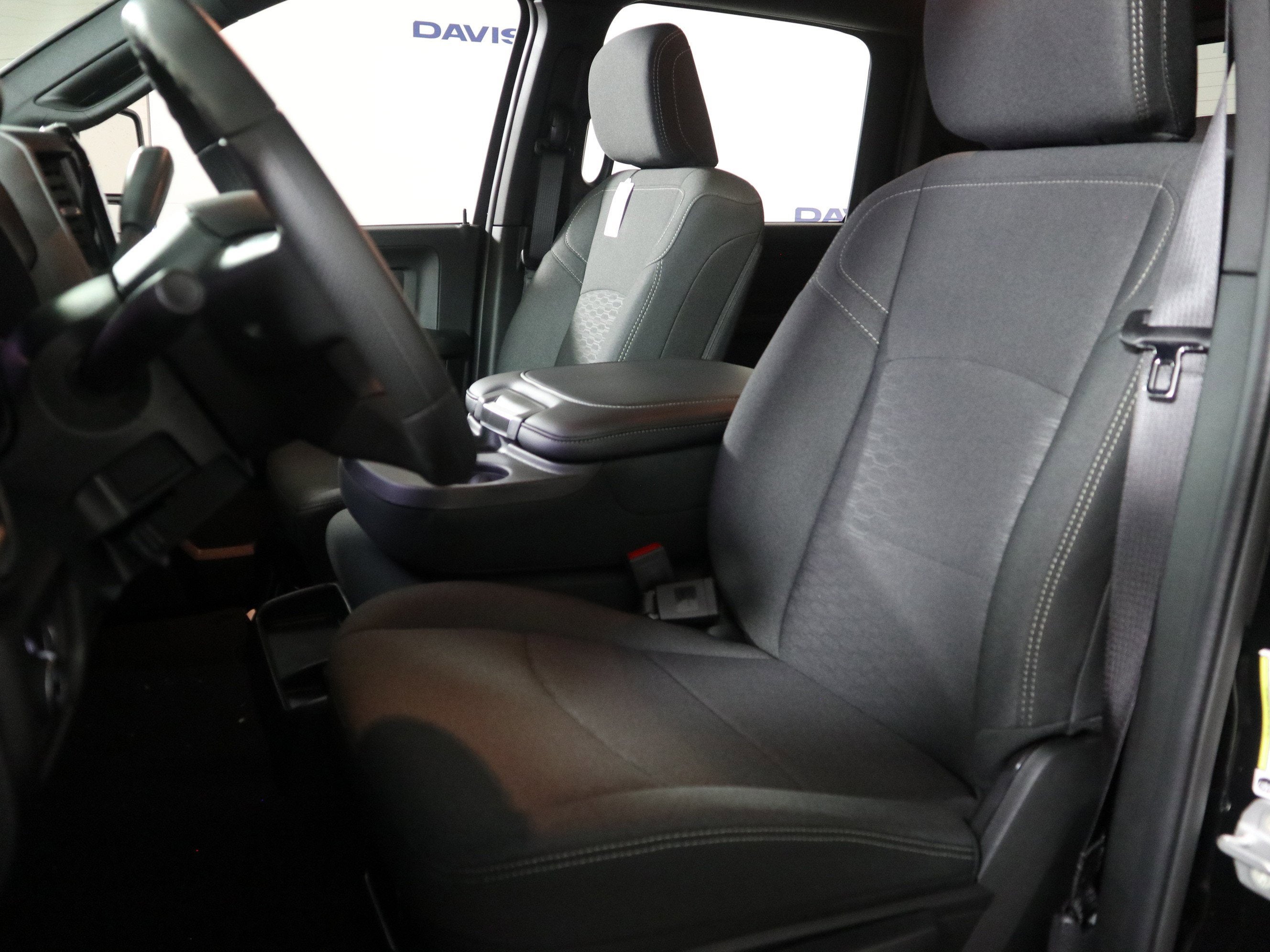 2026 RAM 2500 Tradesman Crew Cab 4x4