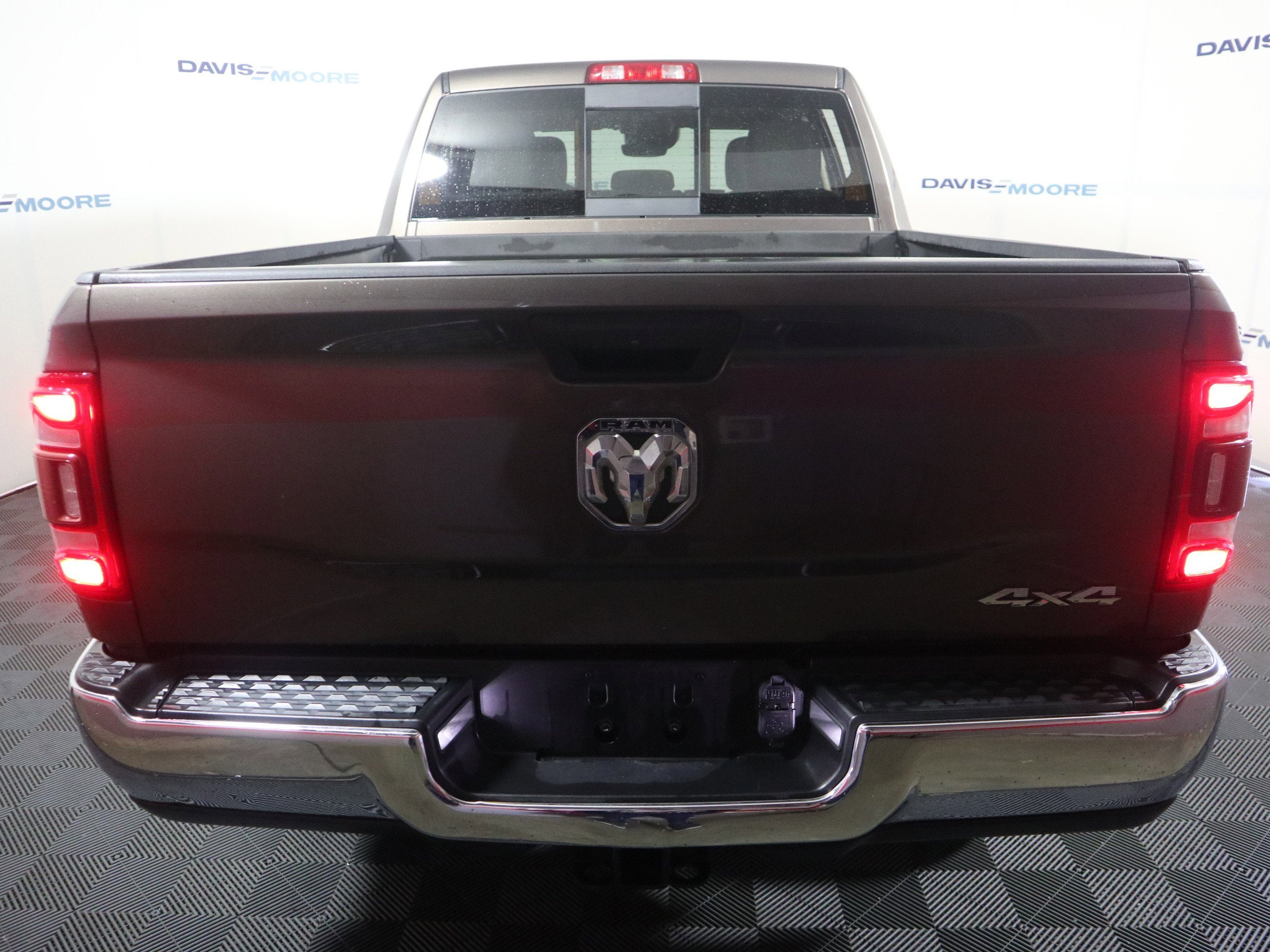 2020 RAM 2500 Tradesman Crew Cab 4x4