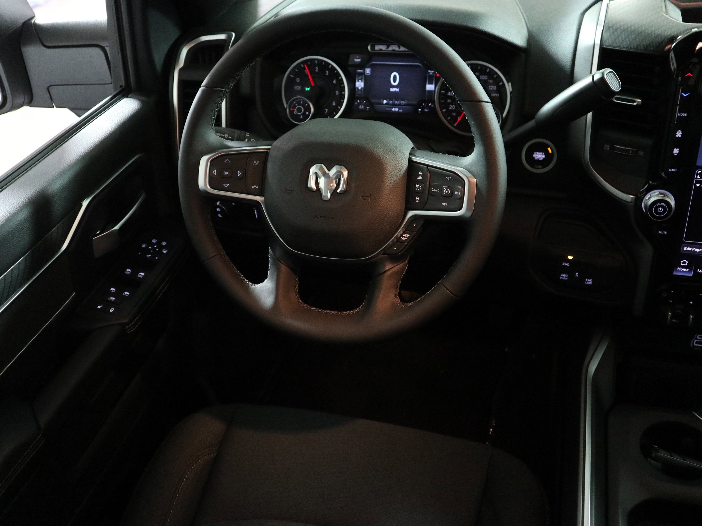 2026 RAM 2500 Big Horn Crew Cab 4x4