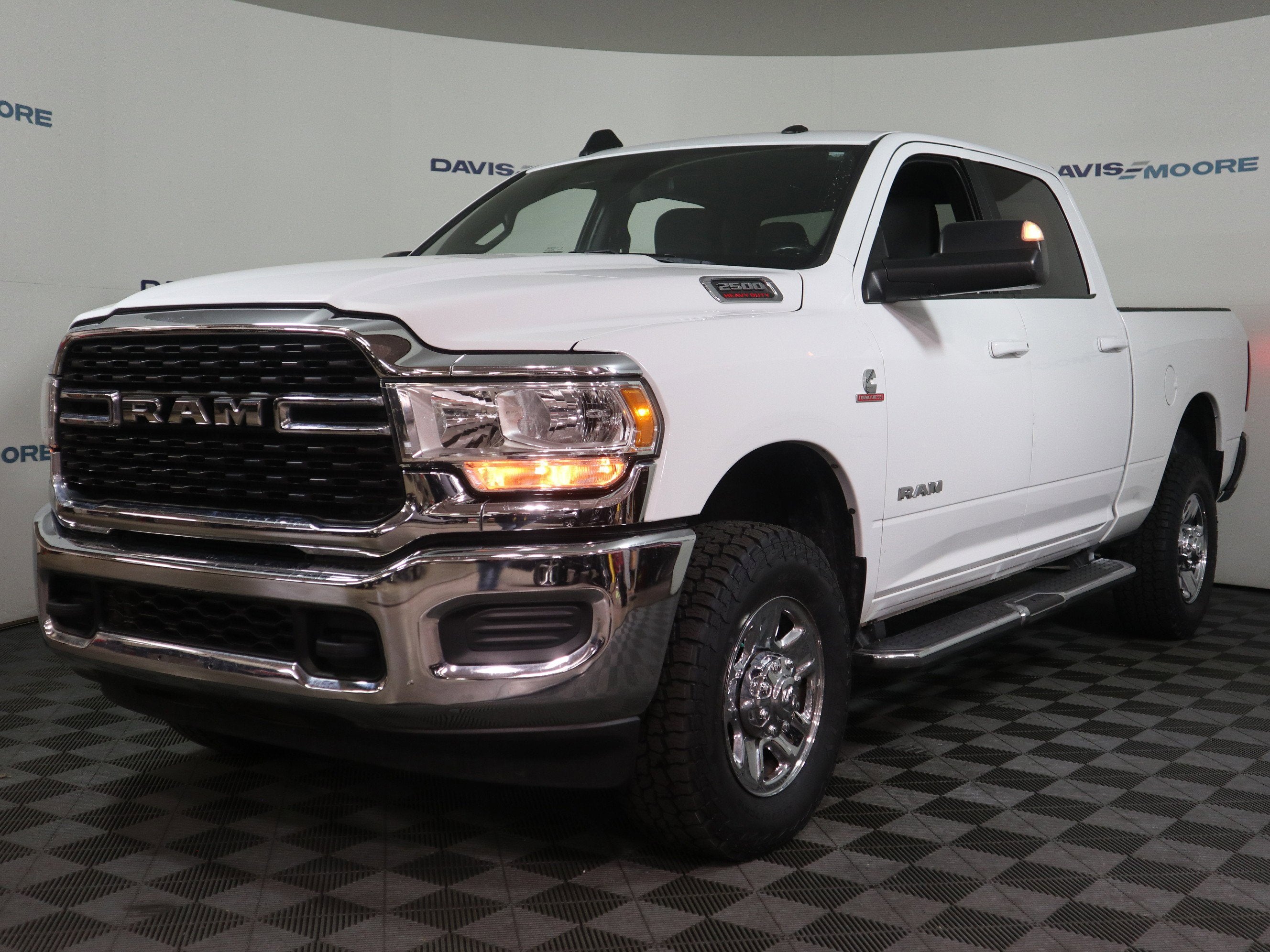2022 RAM 2500 Big Horn Crew Cab 4x4