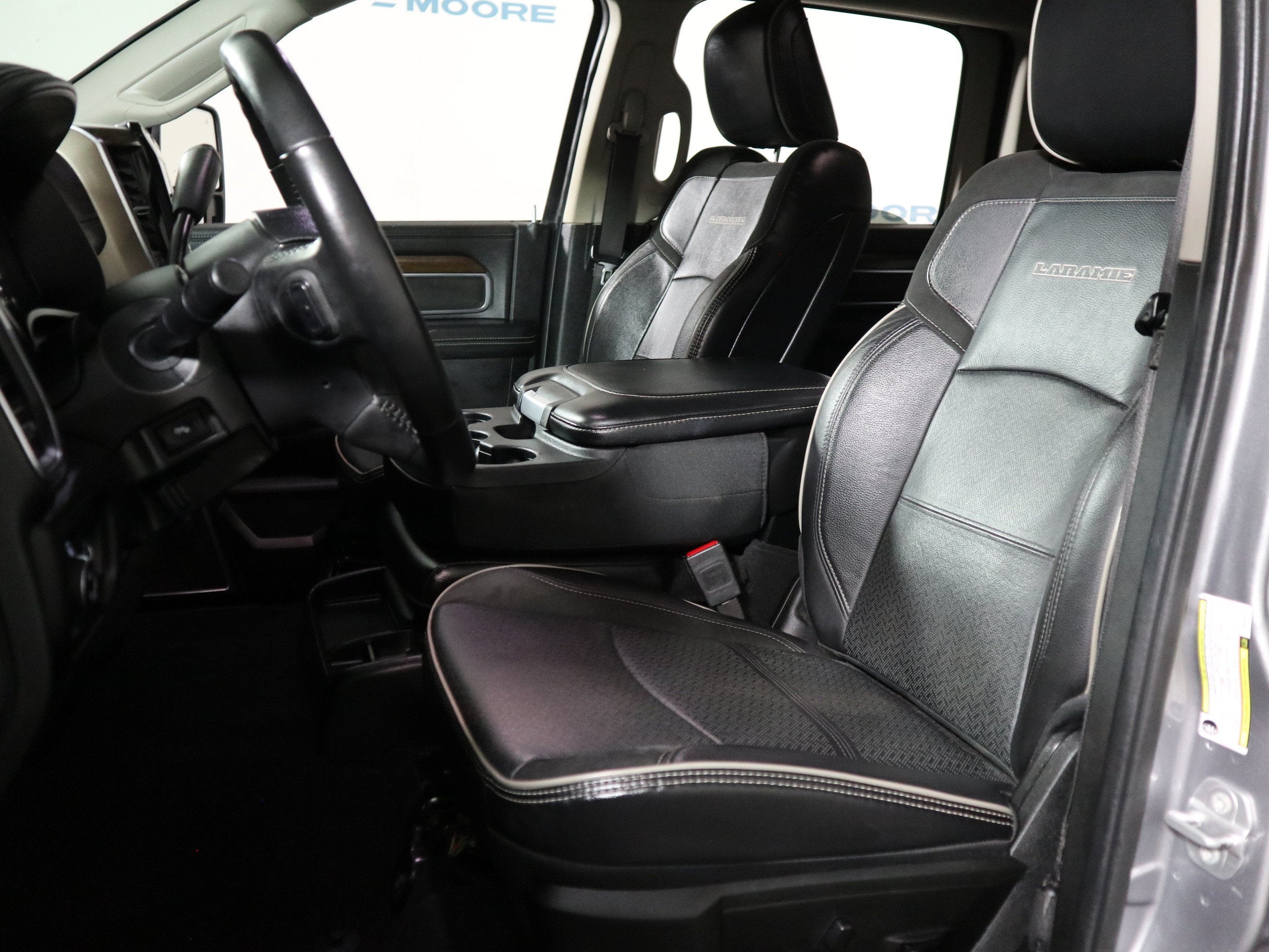 2024 RAM 2500 Laramie 4x4 Crew Cab