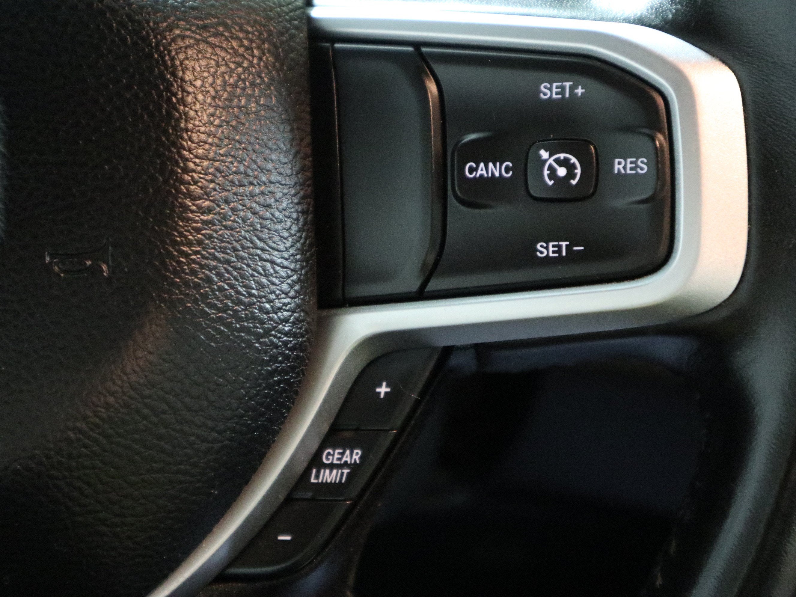 2024 RAM 2500 Big Horn Crew Cab 4x4