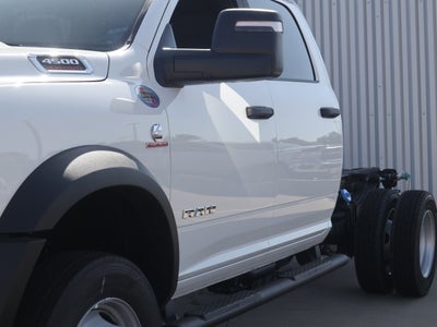 2026 RAM 4500 Chassis Cab Big Horn Crew Cab 4x4