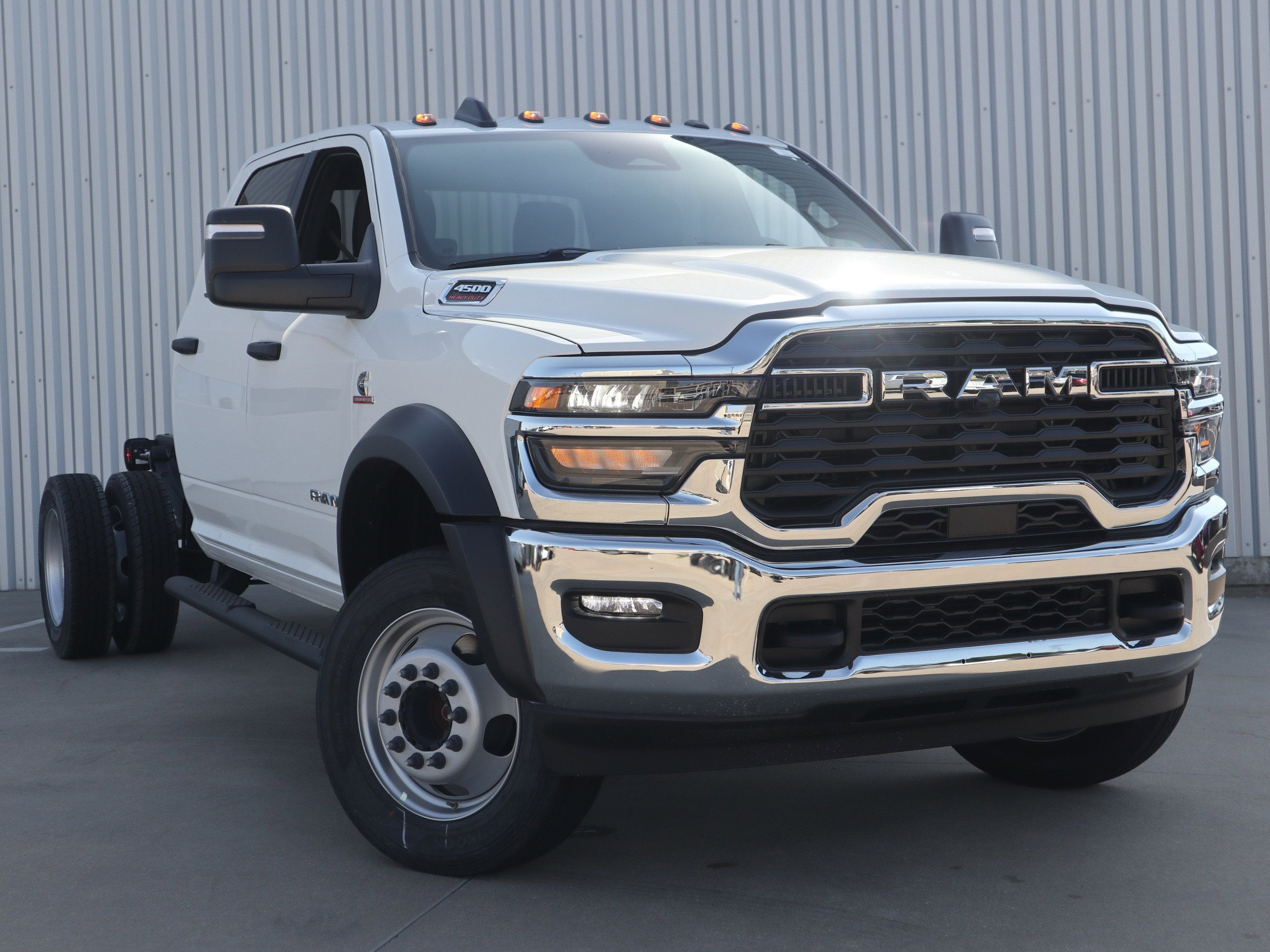 2026 RAM 4500 Chassis Cab Big Horn Crew Cab 4x4