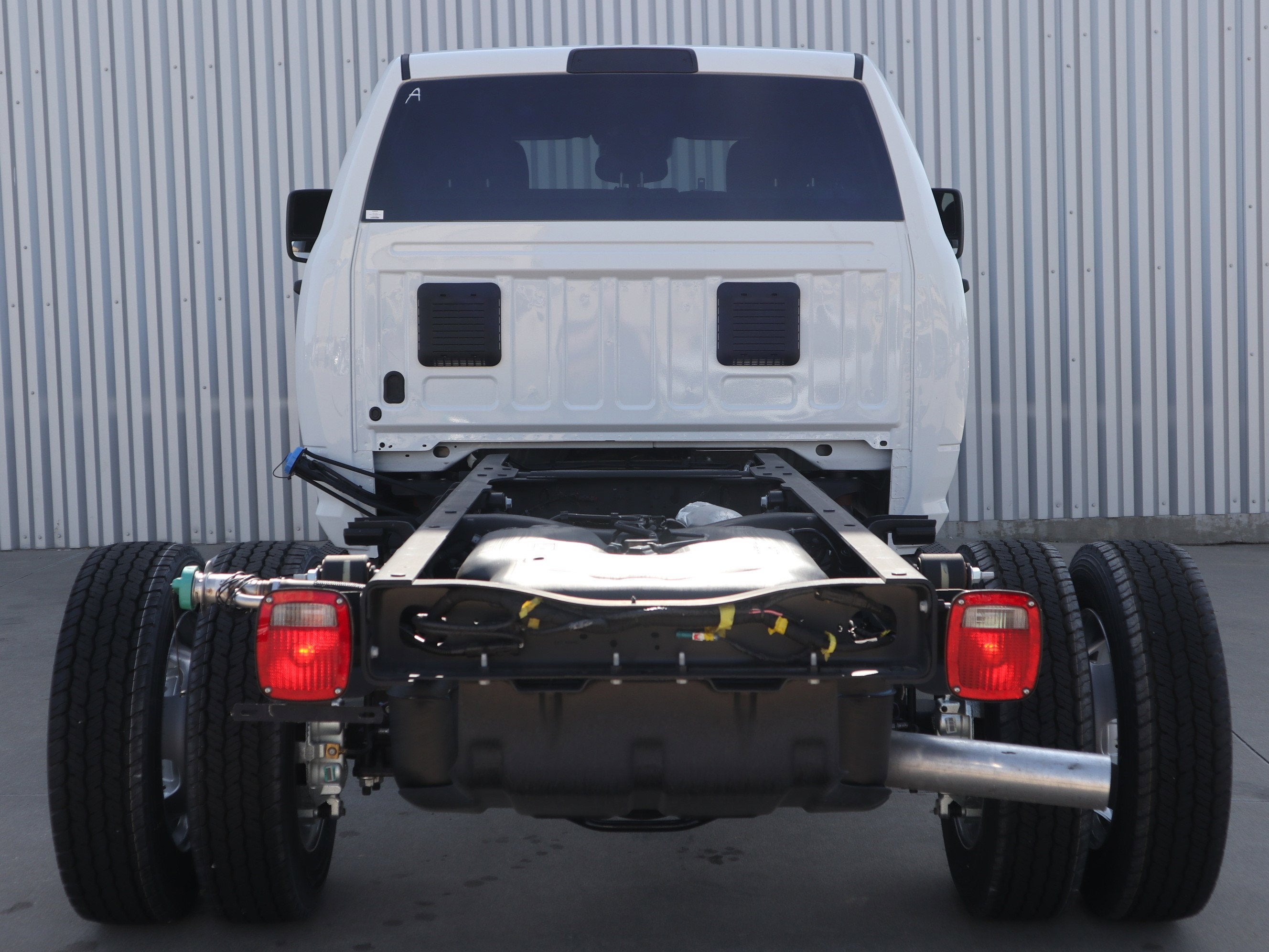 2026 RAM 4500 Chassis Cab Big Horn Crew Cab 4x4
