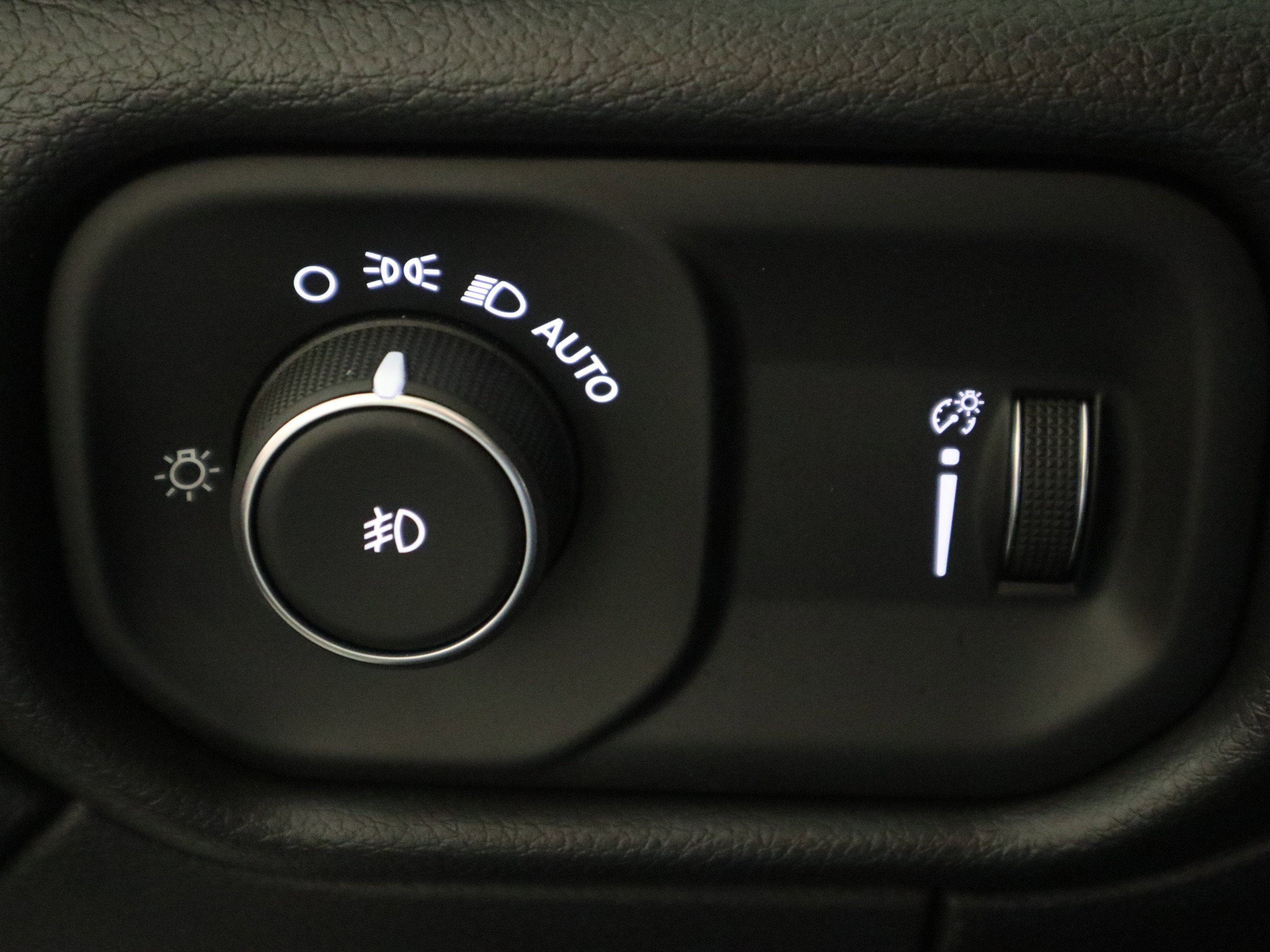 2026 RAM 5500 Chassis Cab Tradesman Reg Cab 4x4