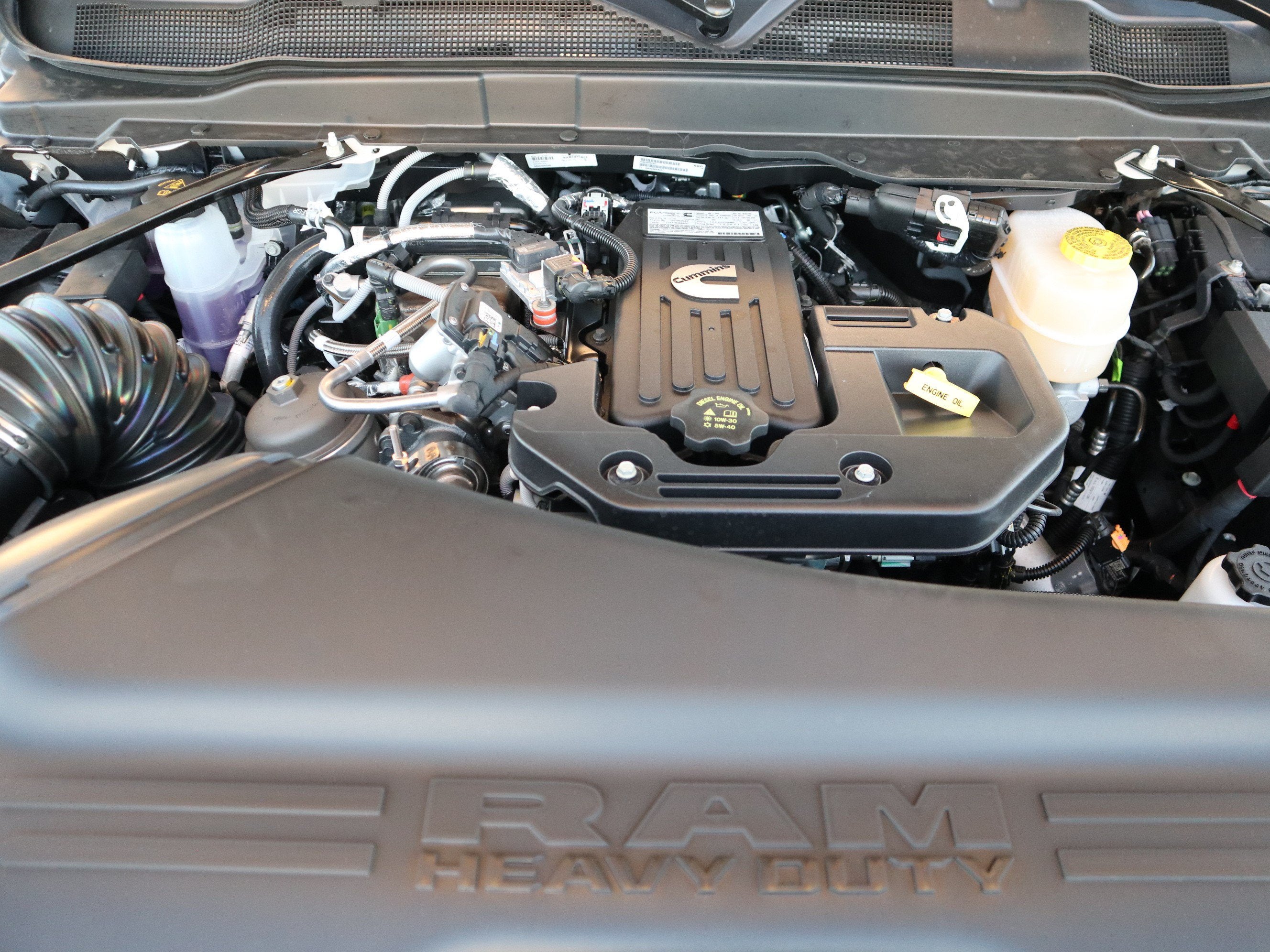 2027 RAM 3500 Chassis Cab Tradesman Crew Cab