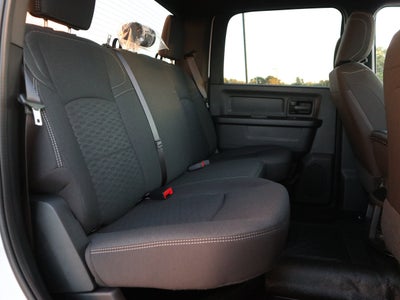 2027 RAM 3500 Chassis Cab Tradesman Crew Cab