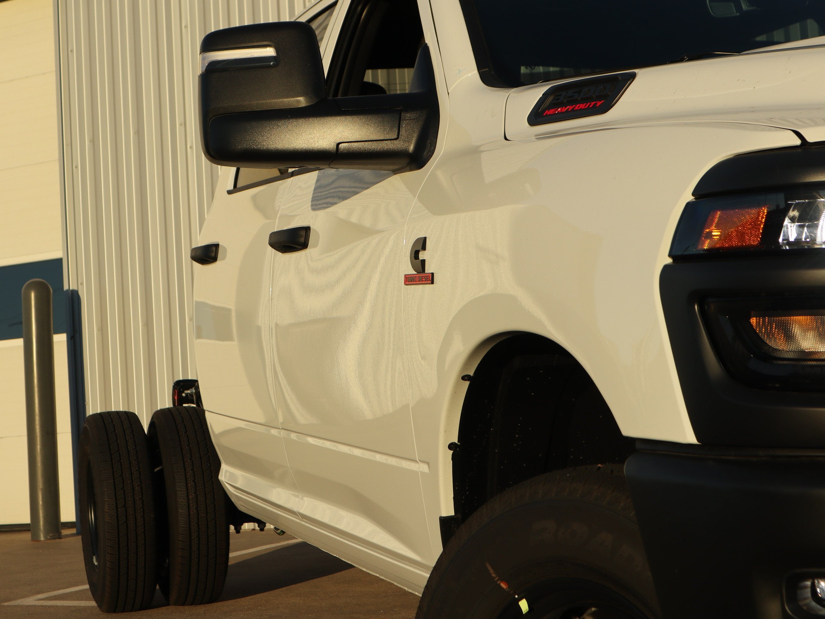 2027 RAM 3500 Chassis Cab Tradesman Crew Cab