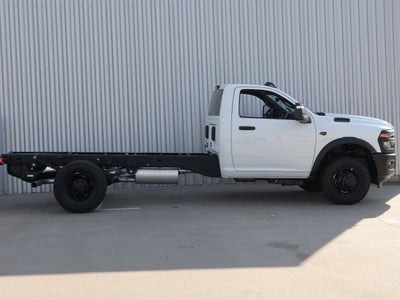 2027 RAM 3500 Chassis Cab Tradesman 4x4