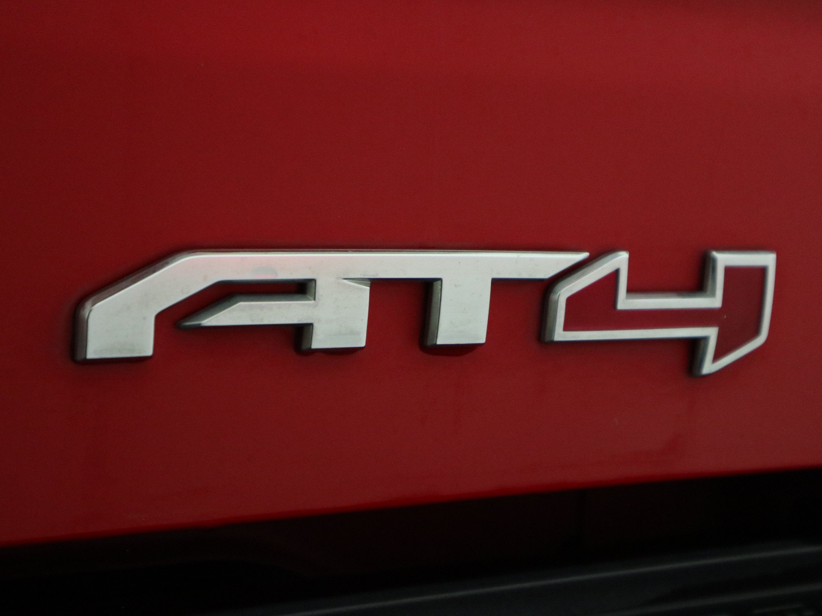 2021 GMC Sierra 1500 AT4 Crew Cab 4WD