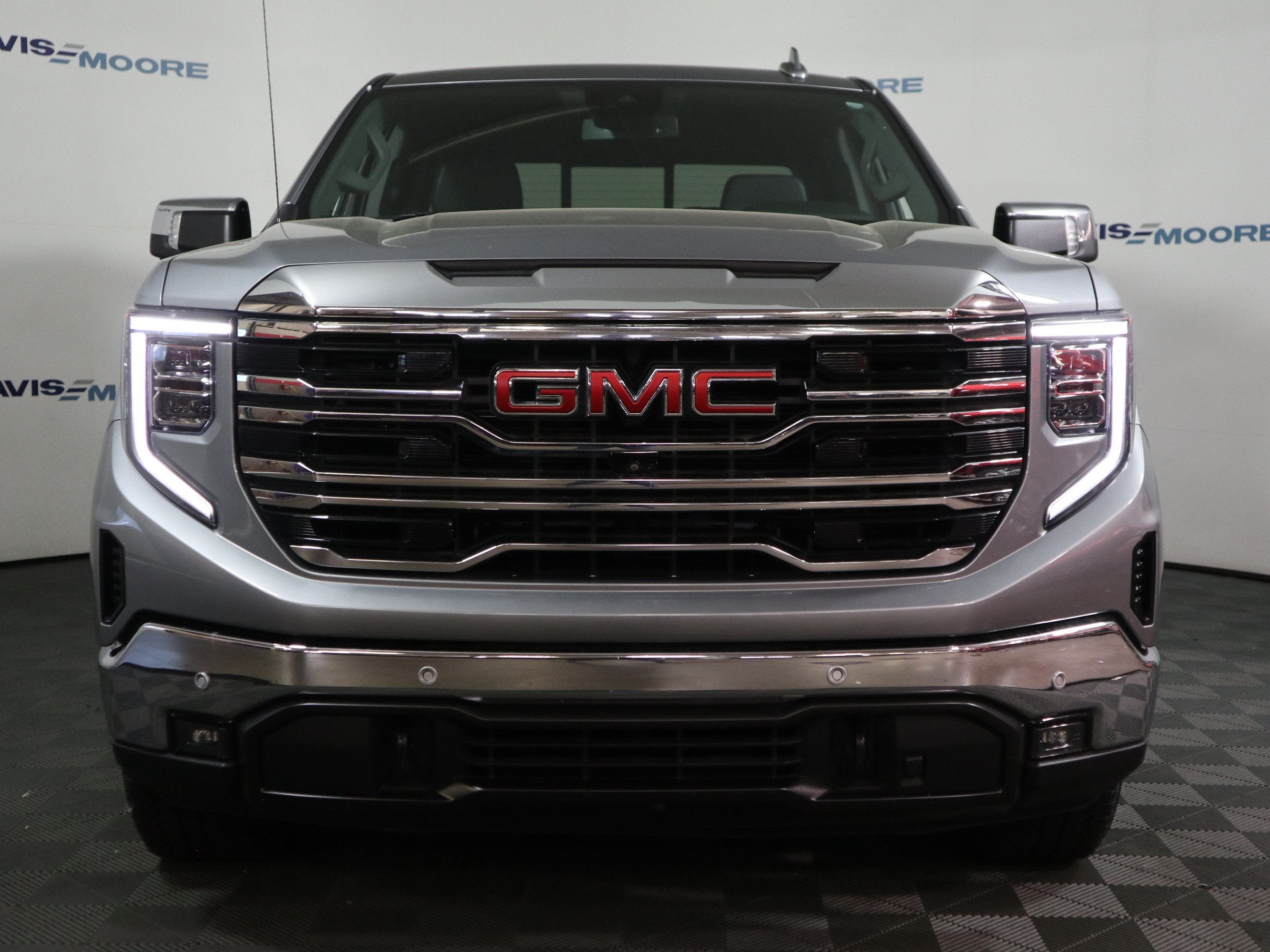2023 GMC Sierra 1500 SLT Crew Cab 4WD