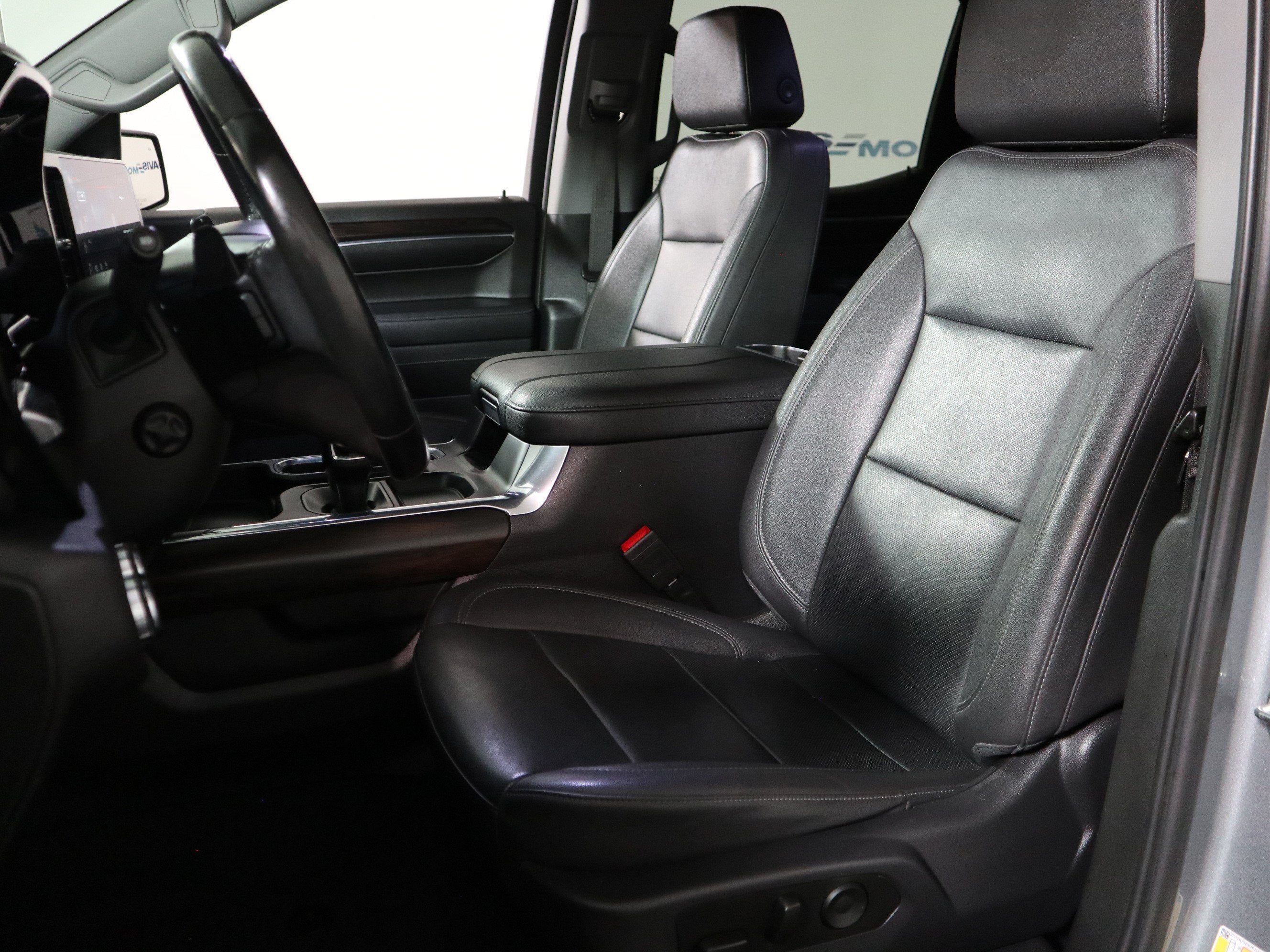 2023 GMC Sierra 1500 SLT Crew Cab 4WD
