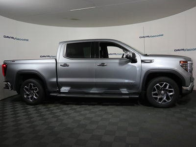 2023 GMC Sierra 1500 SLT Crew Cab 4WD
