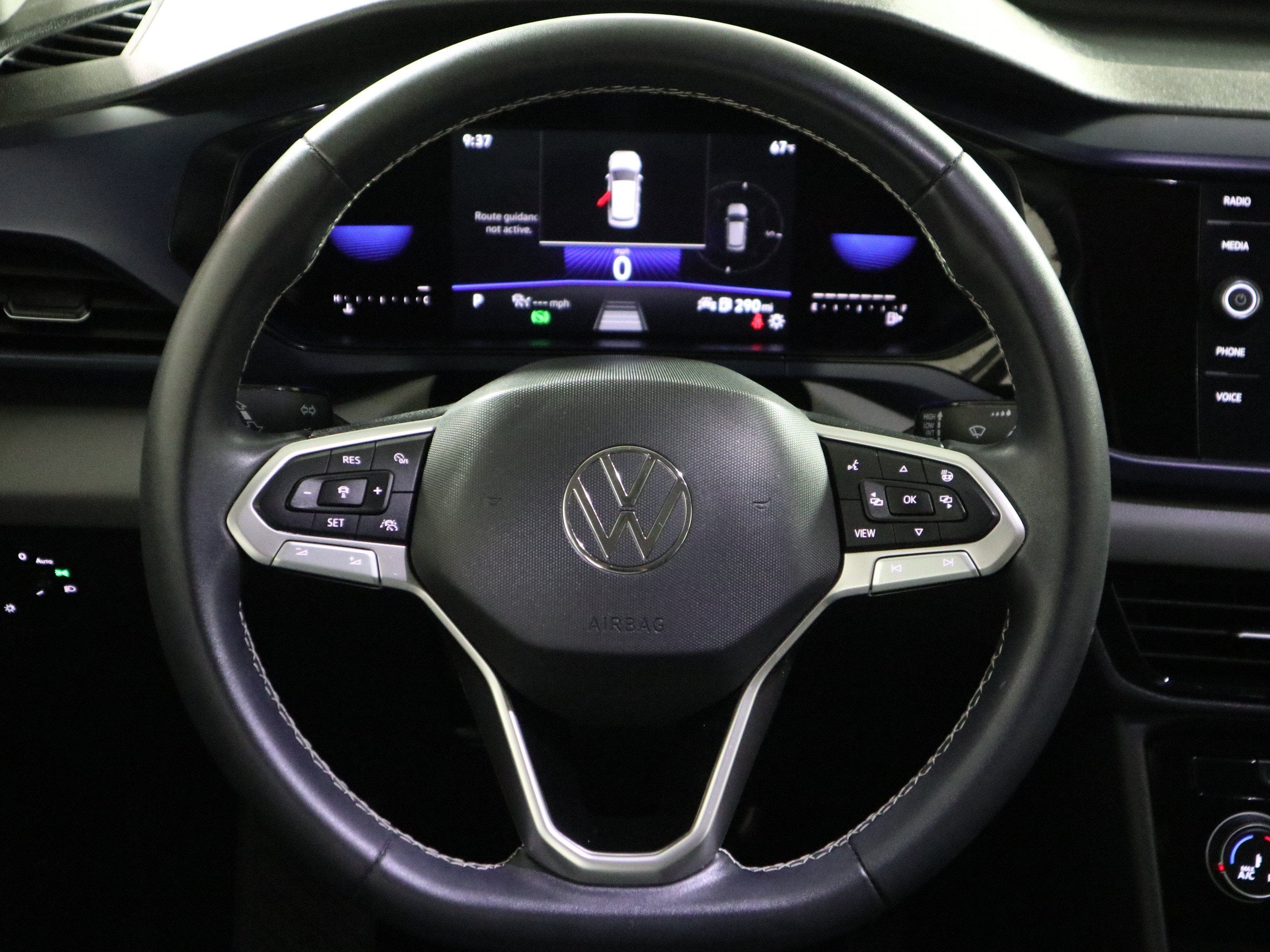 2023 Volkswagen Taos SE